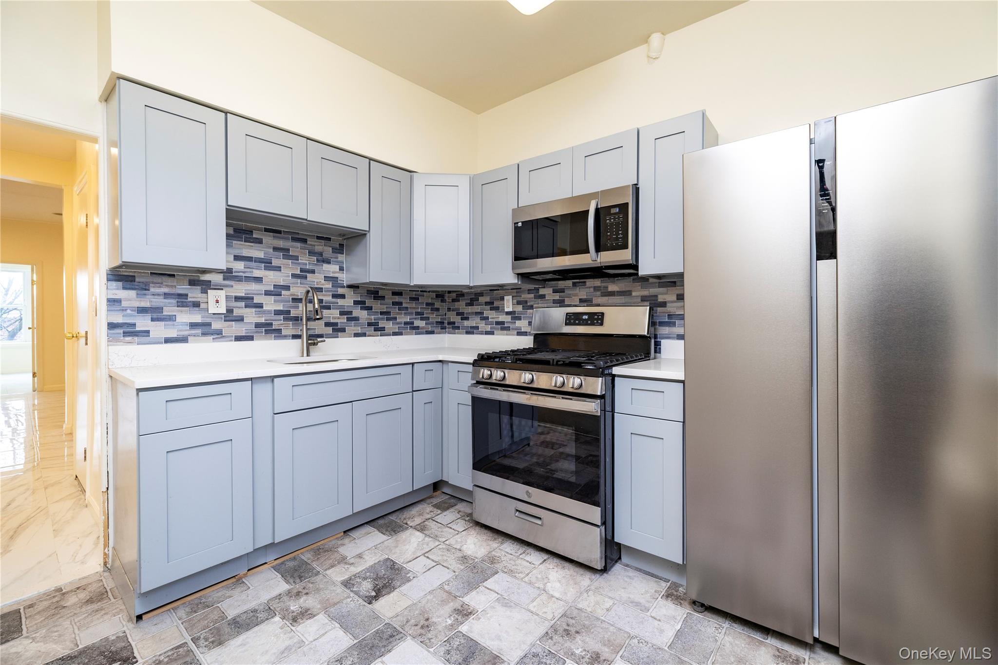 Single Family Avenue N  Brooklyn, NY 11234, MLS-1039897-20