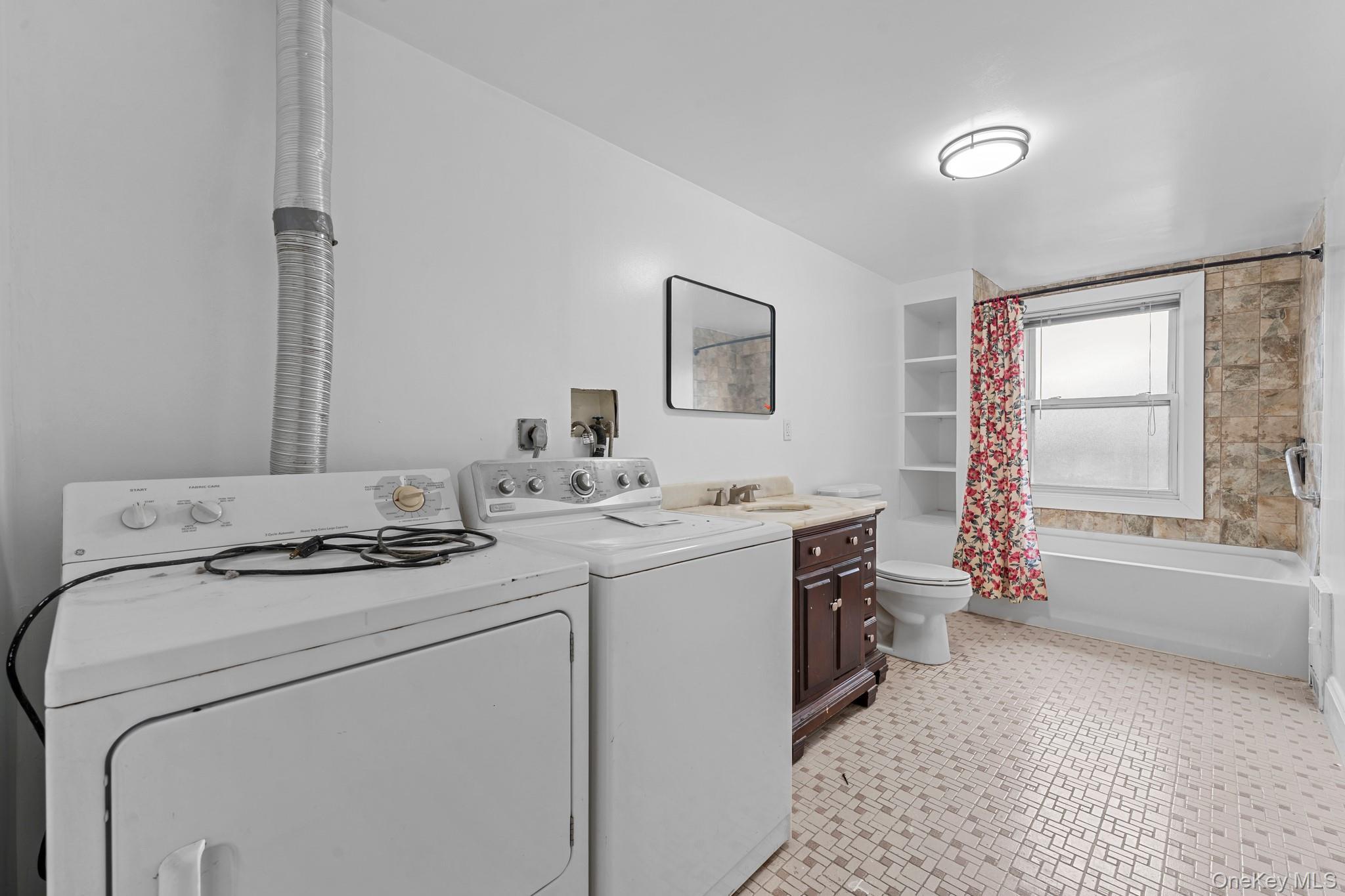 Single Family Francis Lewis Boulevard Queens, NY 11413, MLS-1039905-5