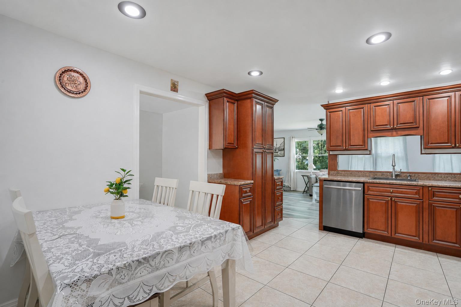 Single Family Hampton Road Dutchess County, NY 12603, MLS-1039910-11