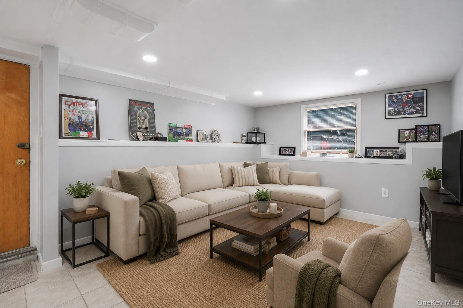 Single Family Hampton Road Dutchess County, NY 12603, MLS-1039910-24
