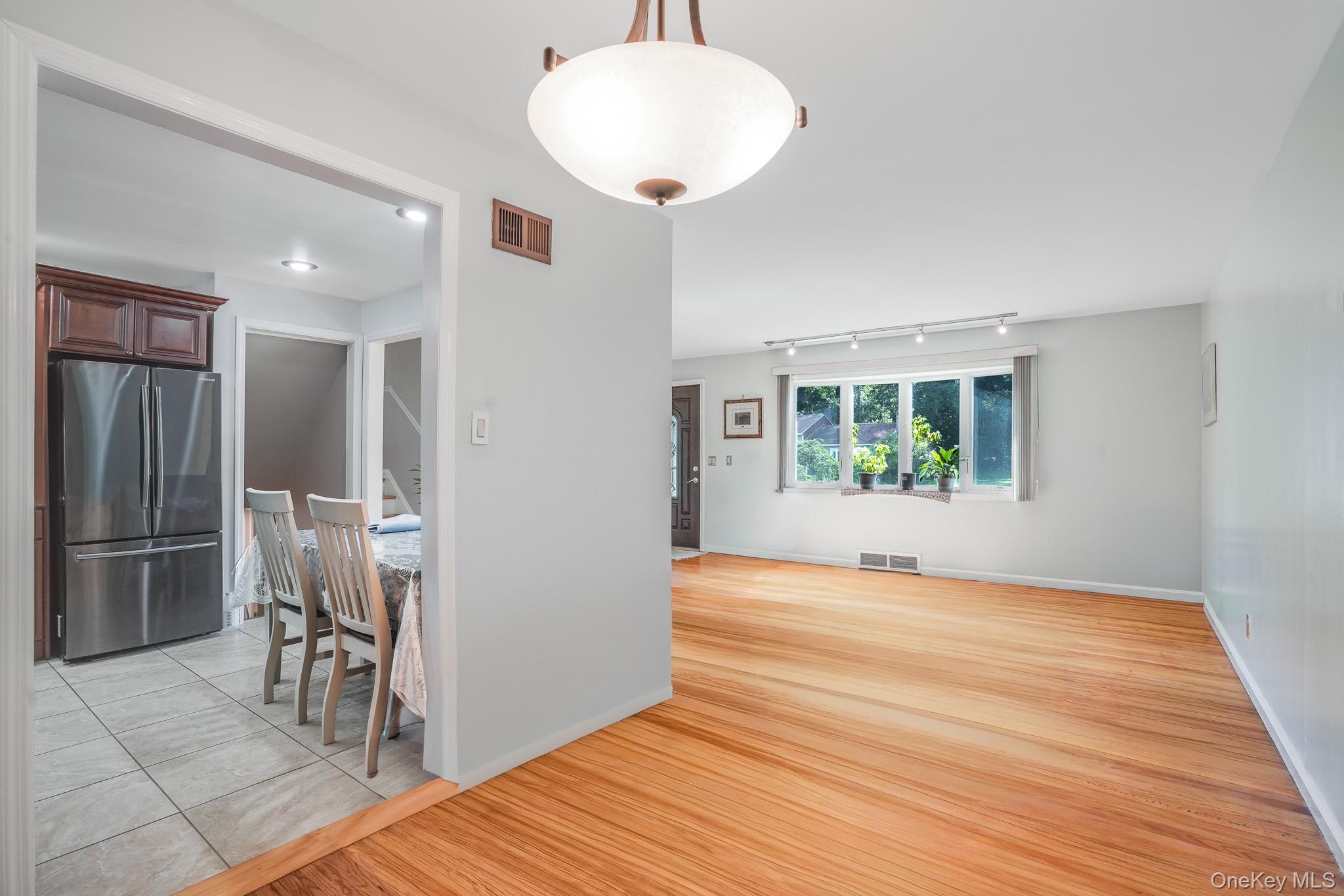 Single Family Hampton Road Dutchess County, NY 12603, MLS-1039910-8