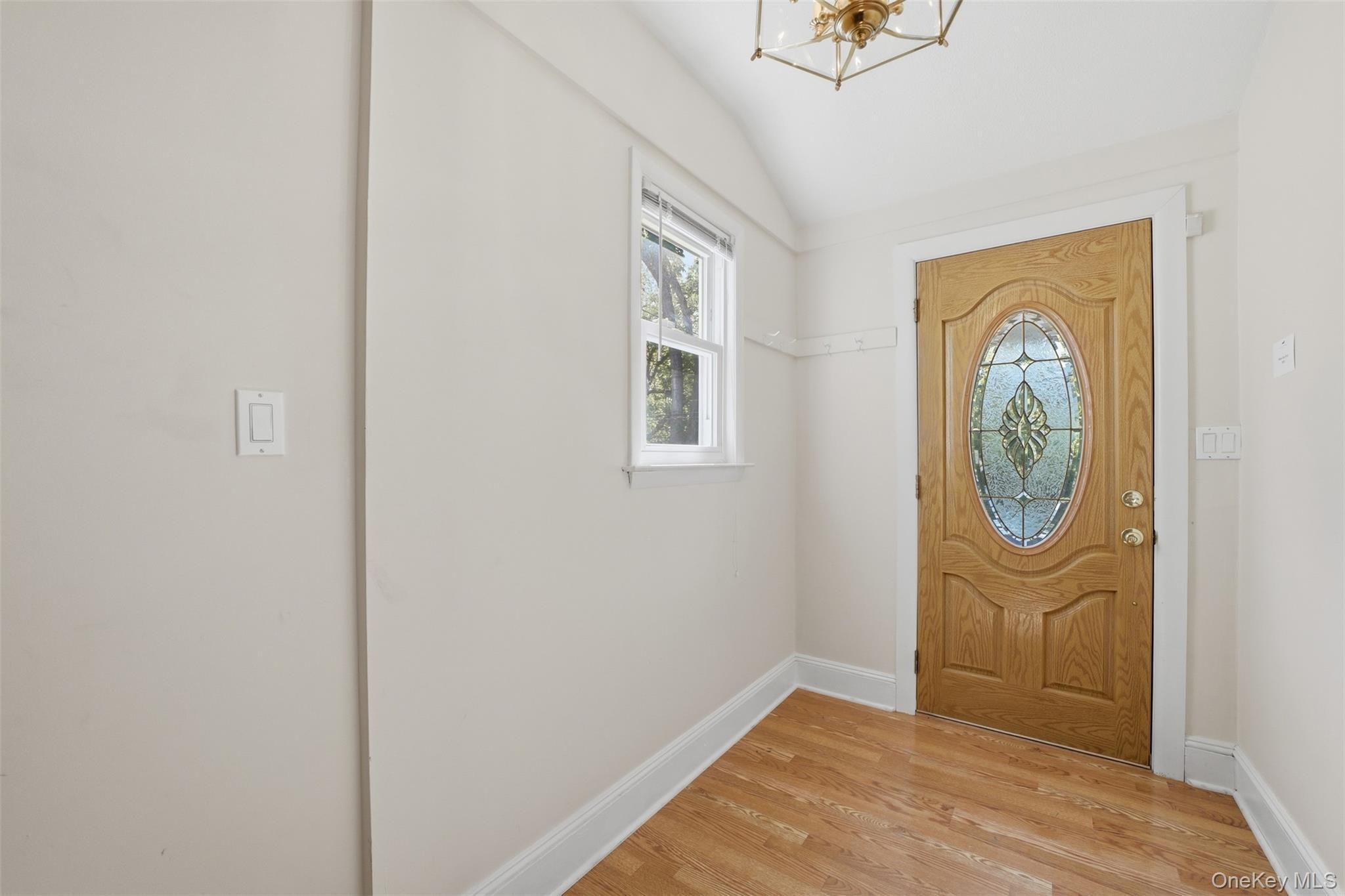 Single Family Sickles Avenue  Westchester County, NY 10801, MLS-1039913-14