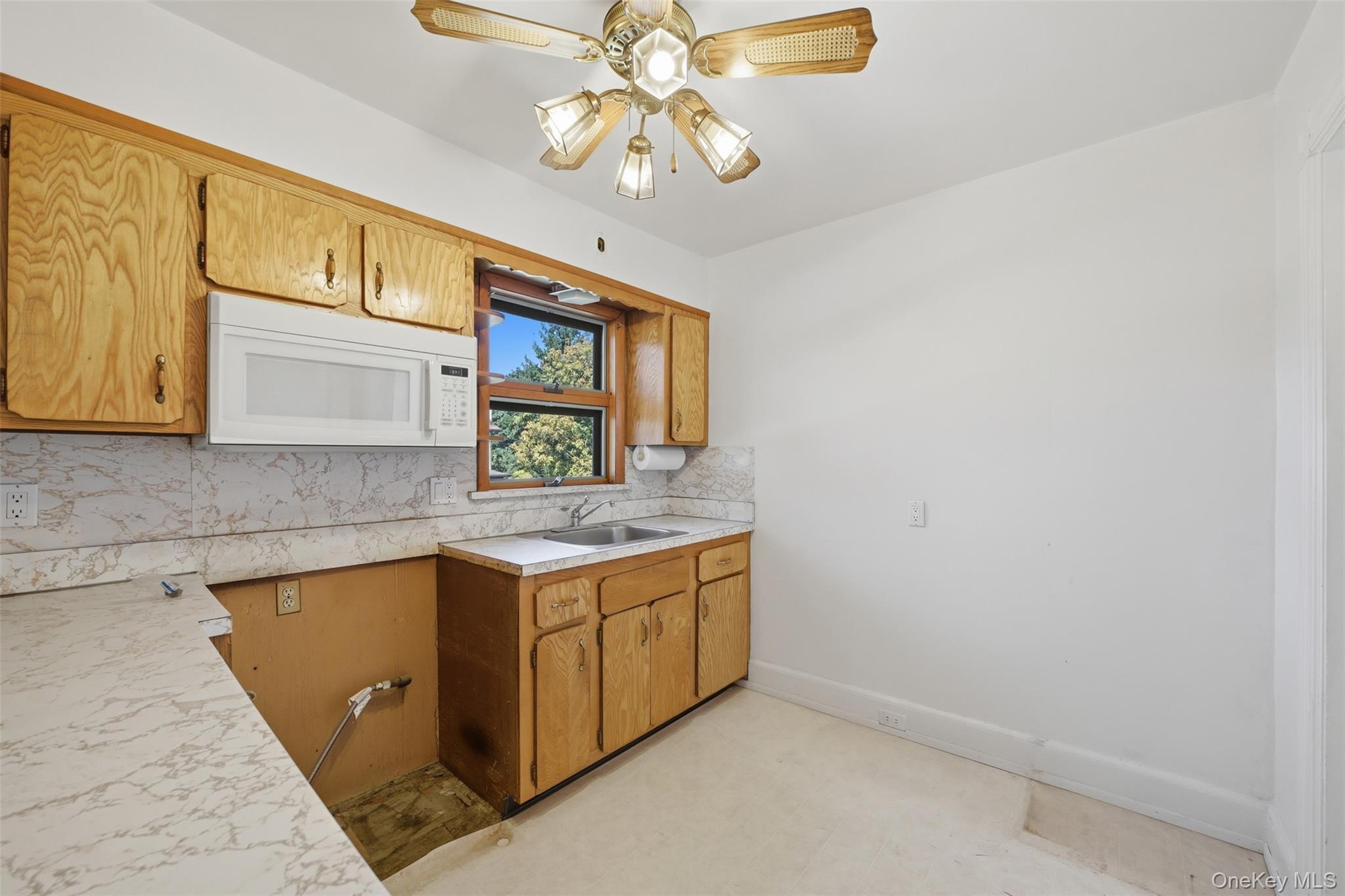 Single Family Sickles Avenue  Westchester County, NY 10801, MLS-1039913-23