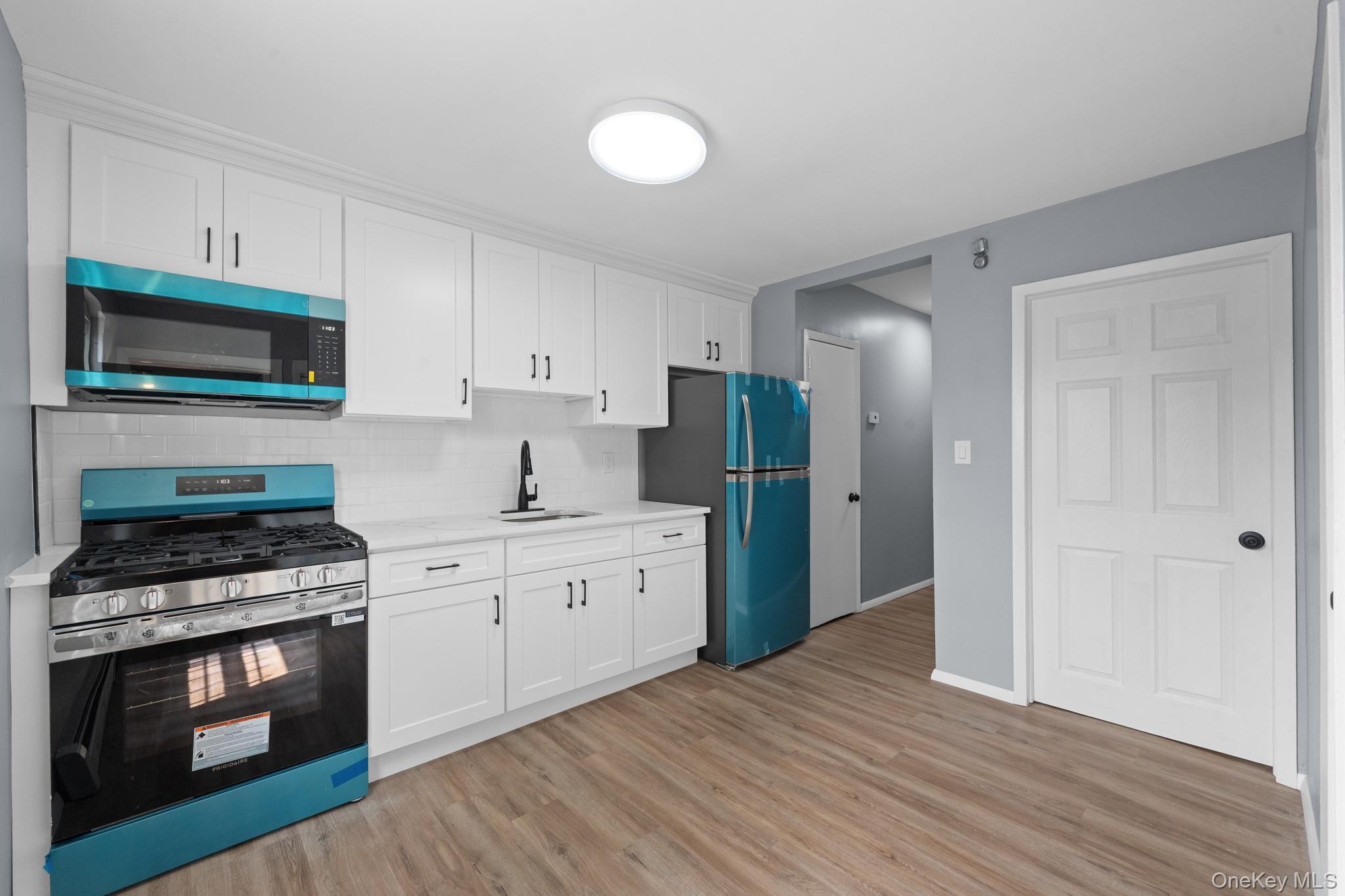 Single Family 105 Avenue Queens, NY 11433, MLS-1039918-2