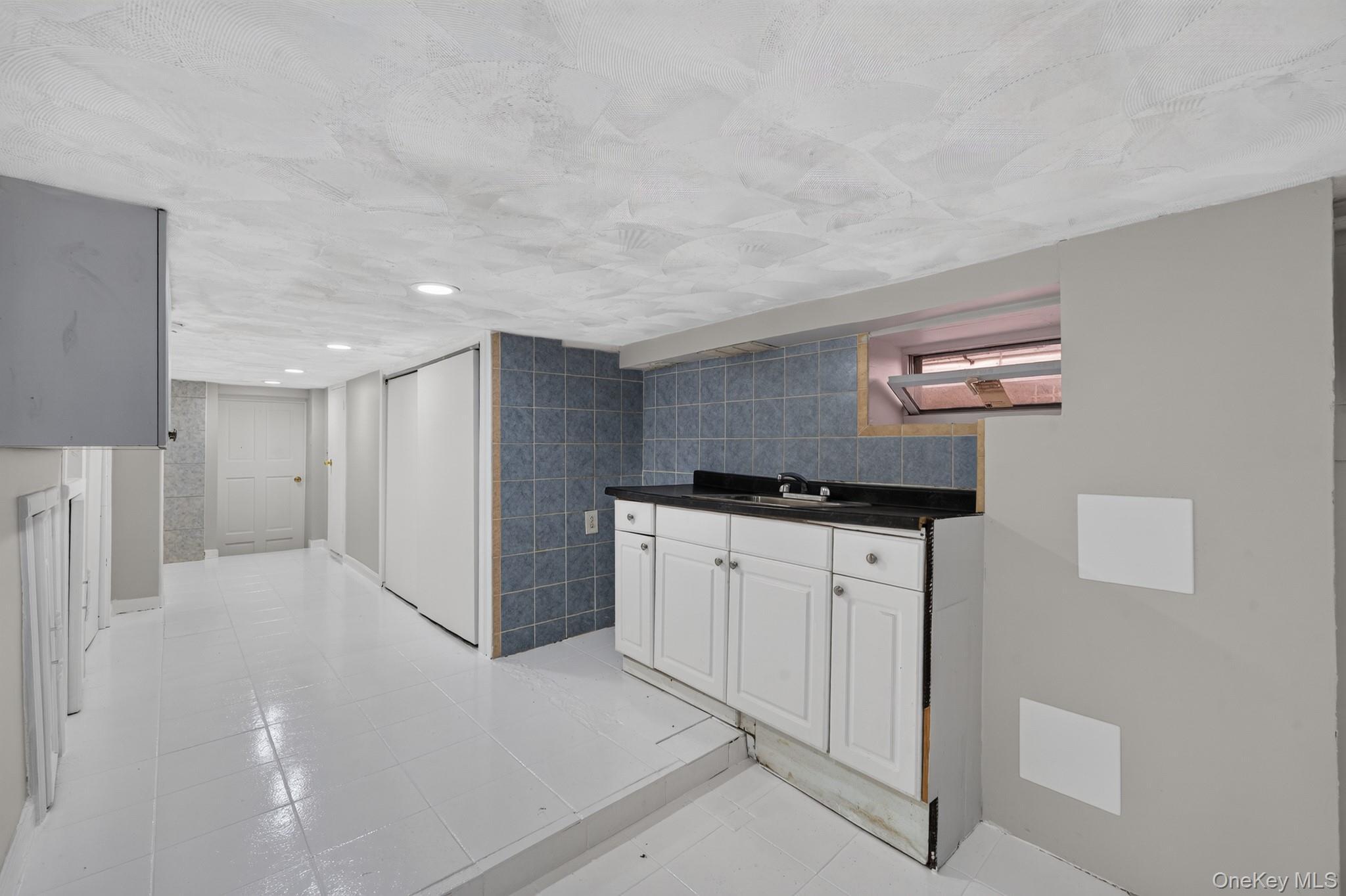 Single Family 123rd Avenue Queens, NY 11436, MLS-1039923-11