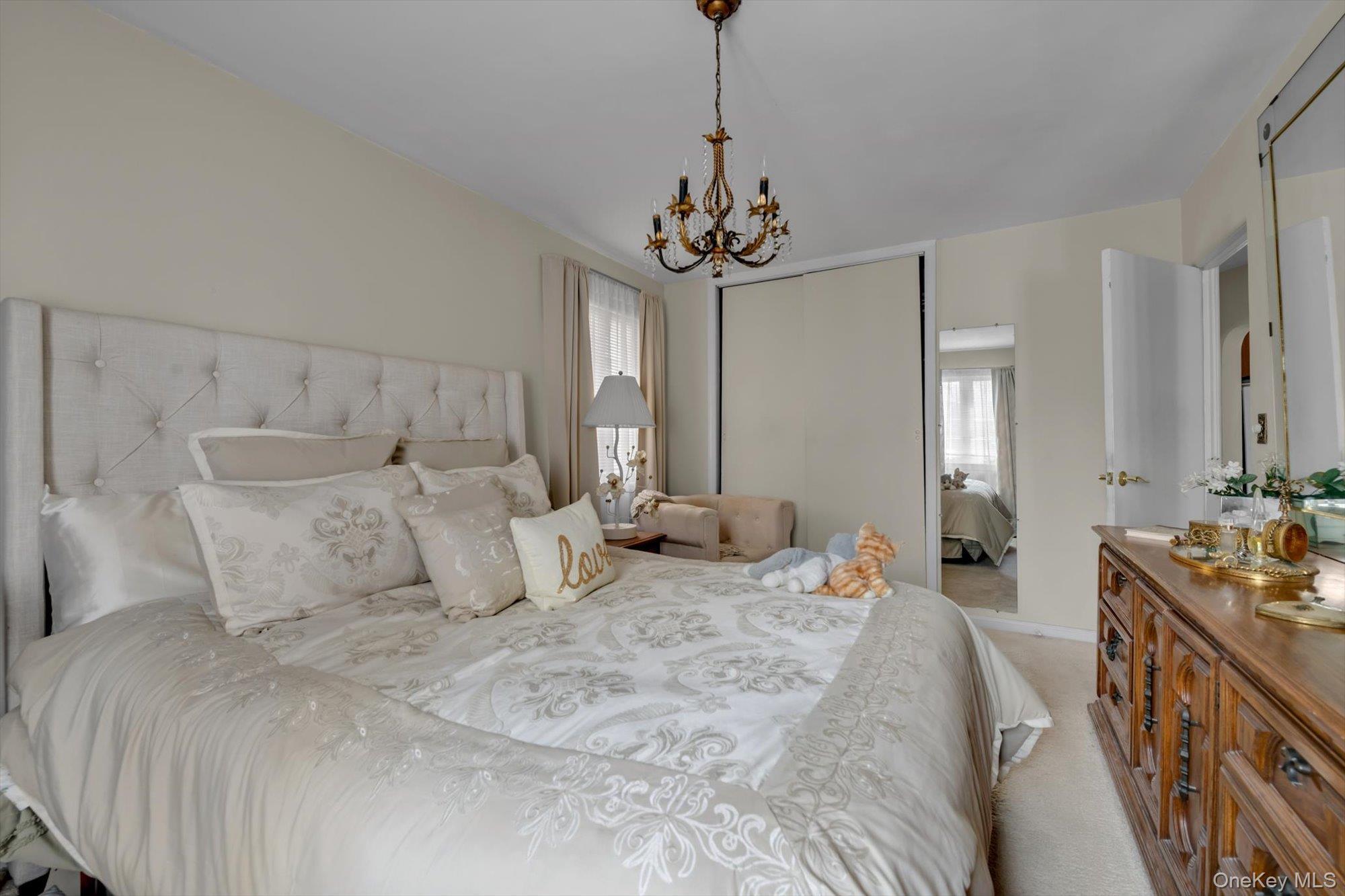 Single Family 165th Street  Queens, NY 11358, MLS-1039928-11