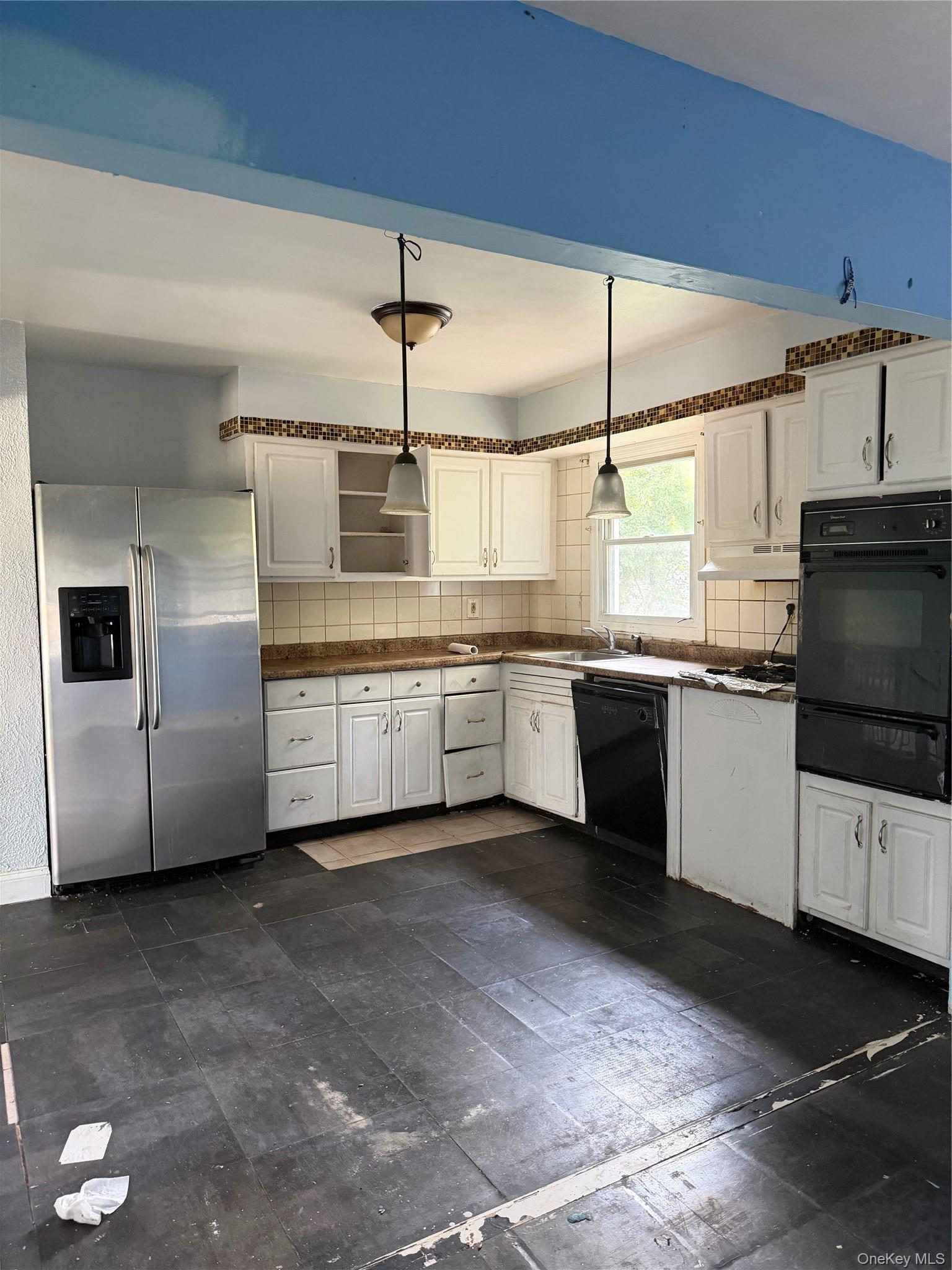 Single Family Berkeley Avenue Suffolk County, NY 11784, MLS-1039937-4