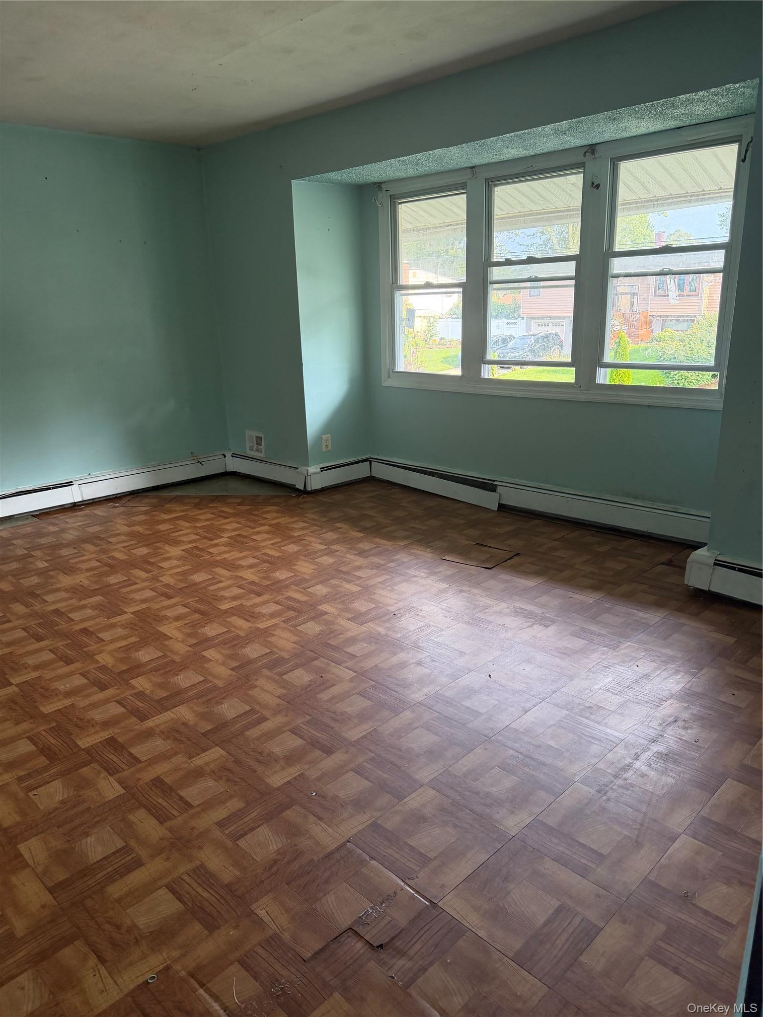Single Family Berkeley Avenue  Suffolk County, NY 11784, MLS-1039937-6