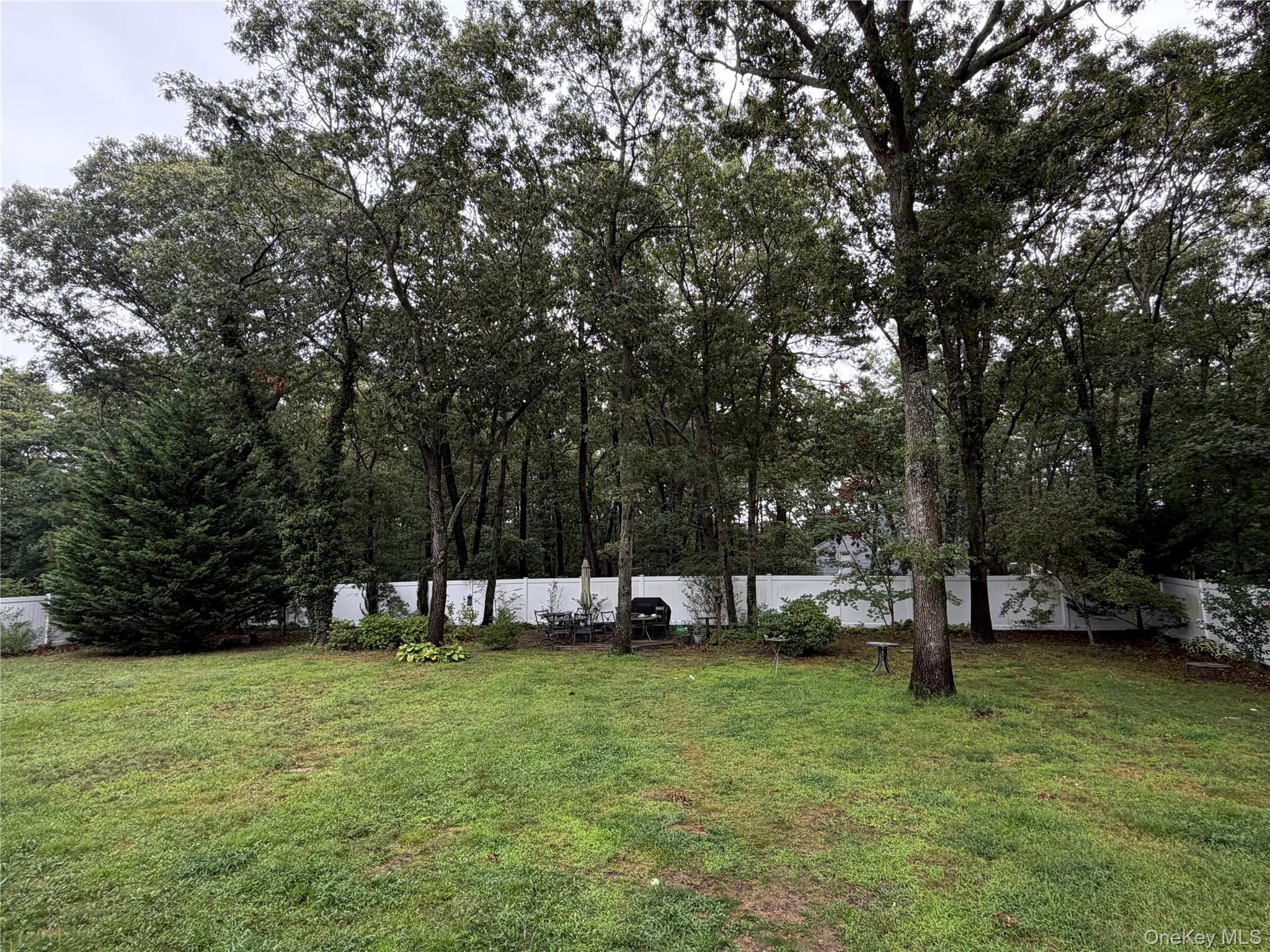 Single Family Flanders Road Suffolk County, NY 11901, MLS-1039943-13