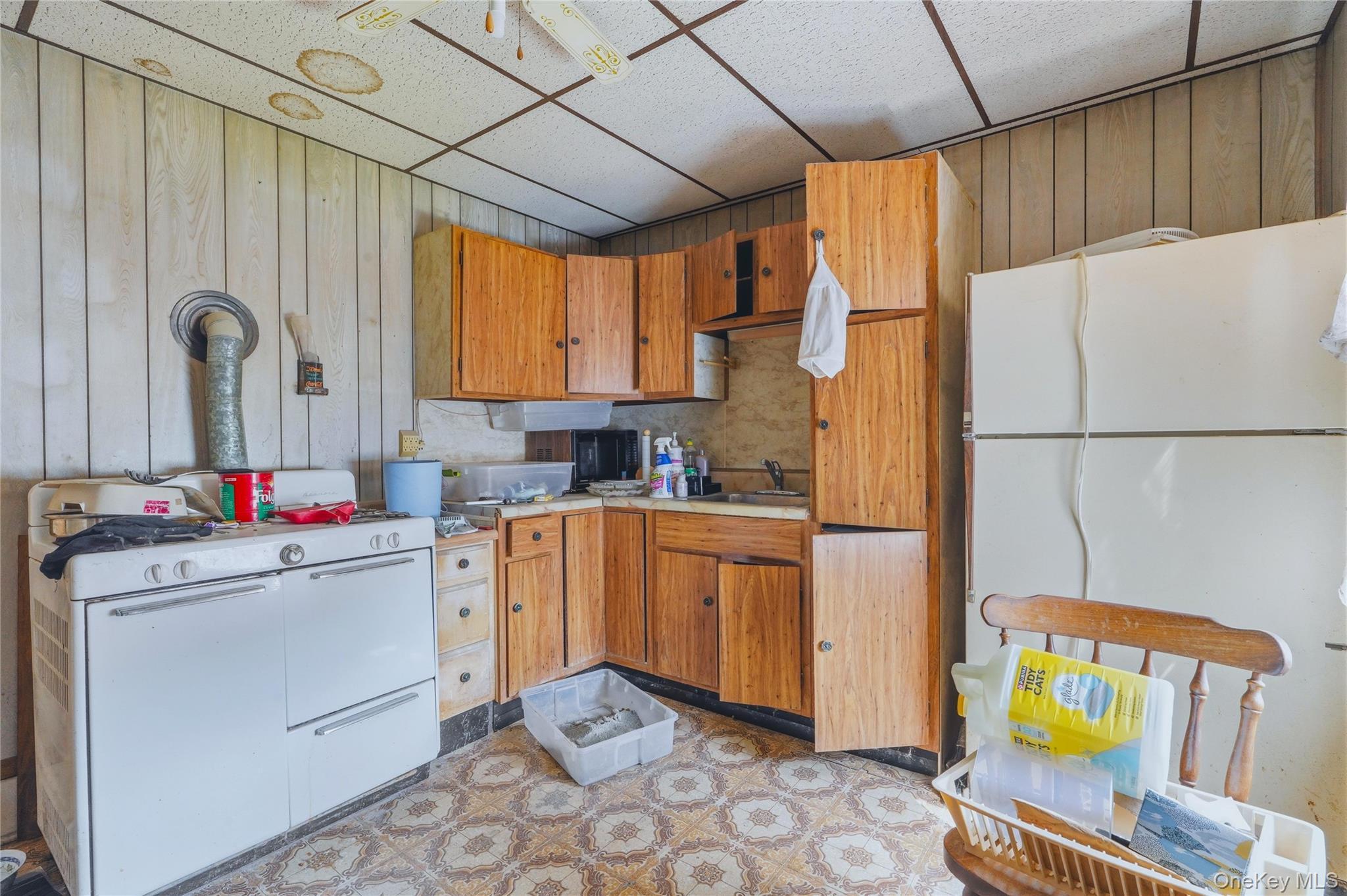Single Family Courtney Avenue  Orange County, NY 12550, MLS-1039974-16