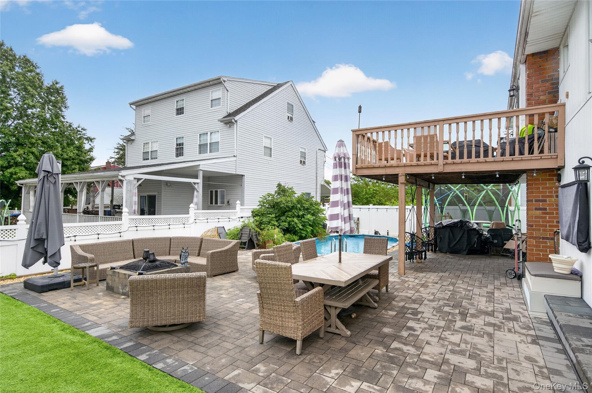Single Family Motor Avenue Nassau County, NY 11735, MLS-1039976-17