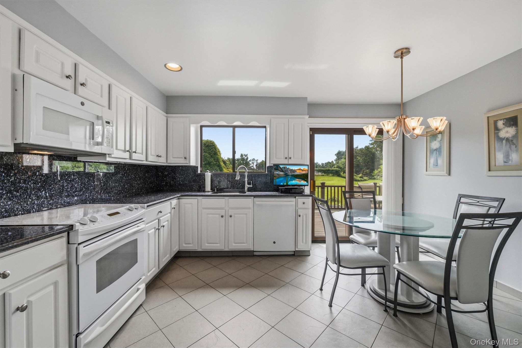 Single Family Skyview Lane Westchester County, NY 10804, MLS-1039982-15