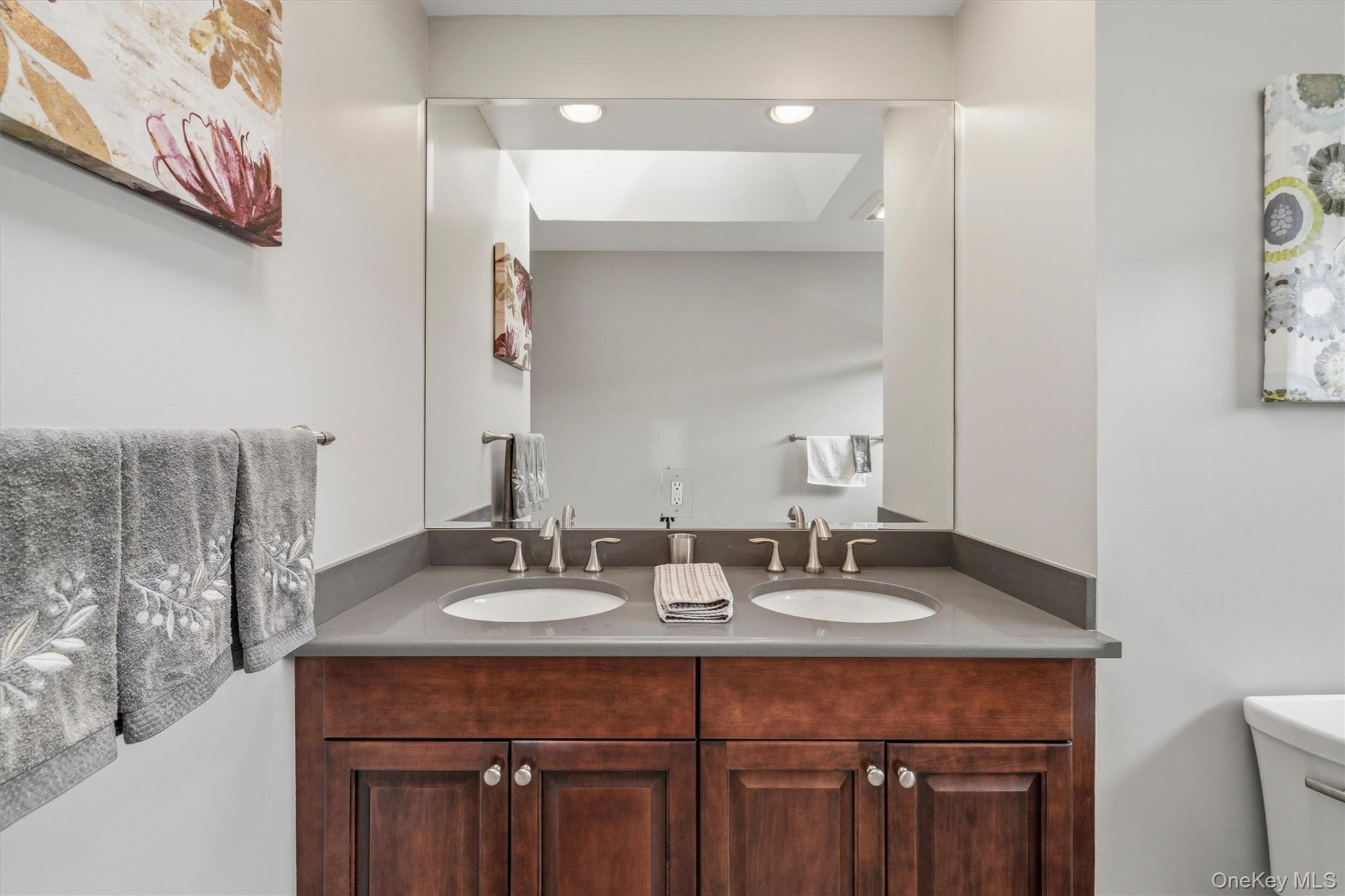Single Family Skyview Lane Westchester County, NY 10804, MLS-1039982-25