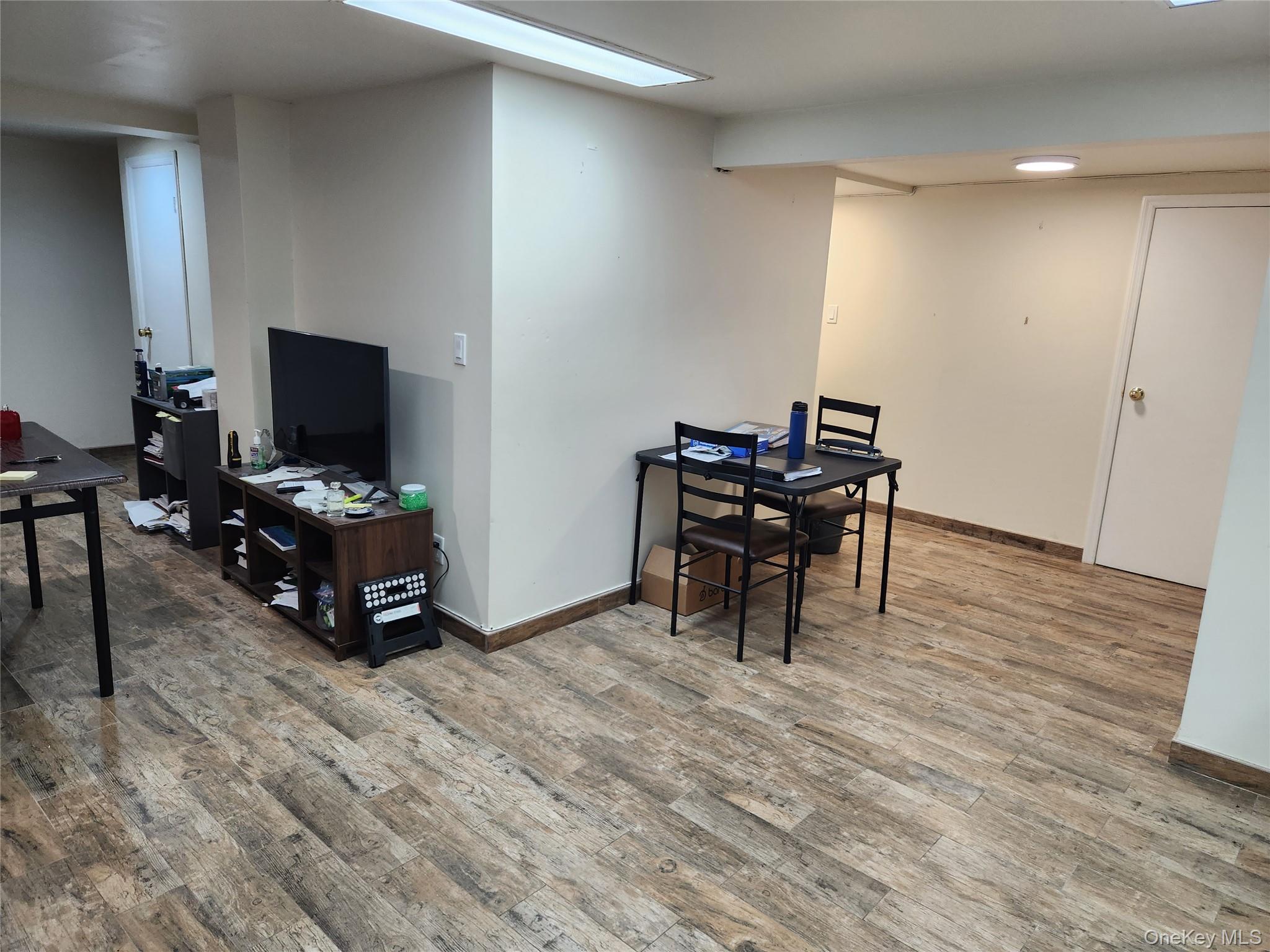 Apartment 173 Street Queens, NY 11366, MLS-1039992-2