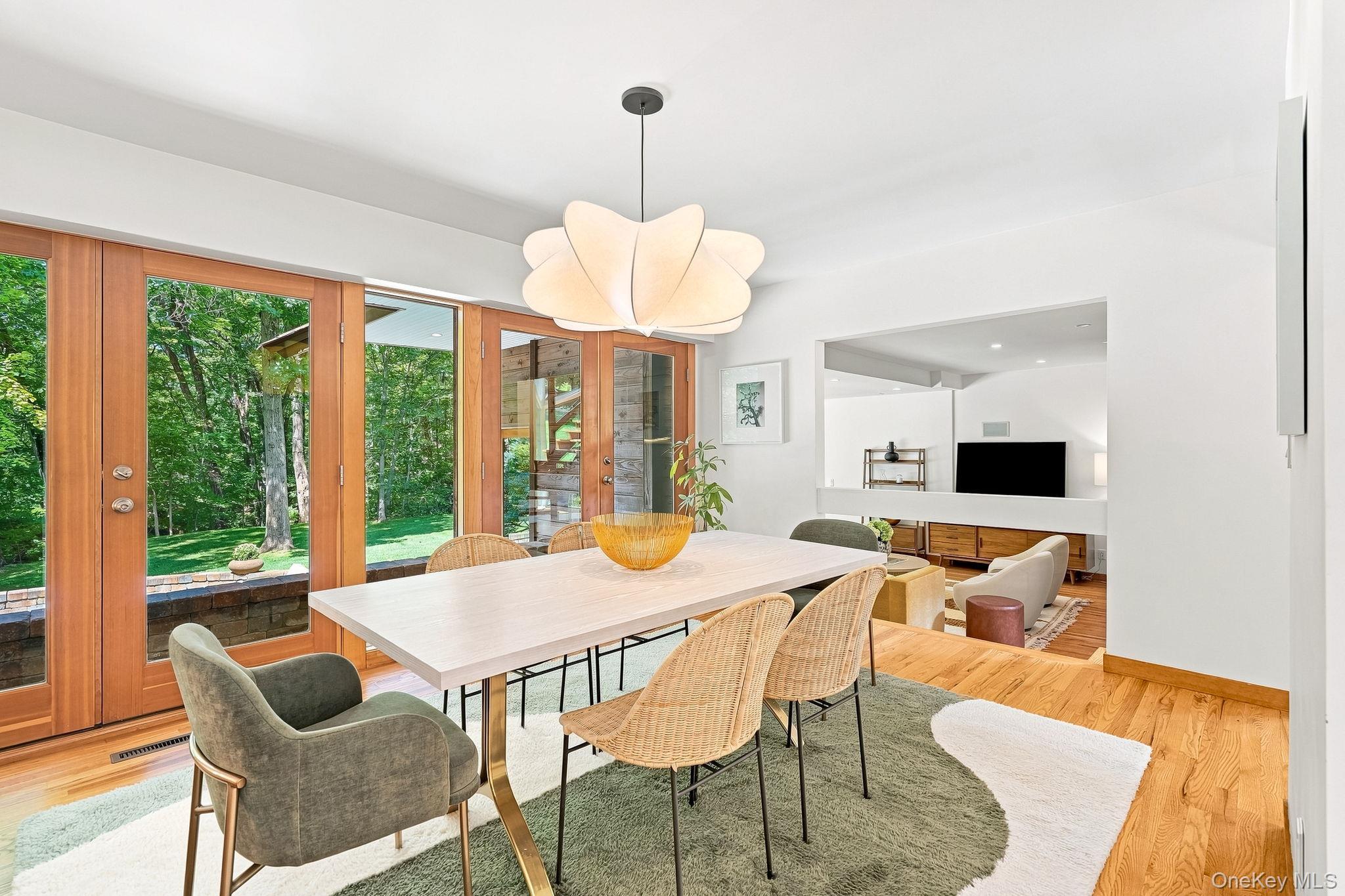 Single Family Scarborough Road  Westchester County, NY 10510, MLS-1039995-11