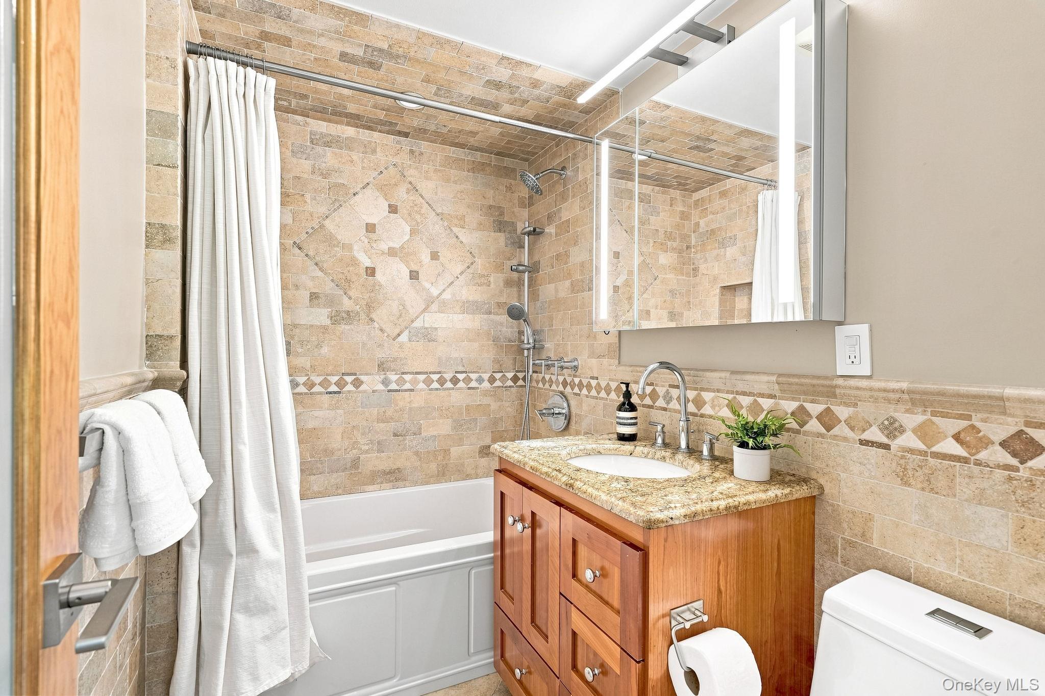 Single Family Scarborough Road  Westchester County, NY 10510, MLS-1039995-27
