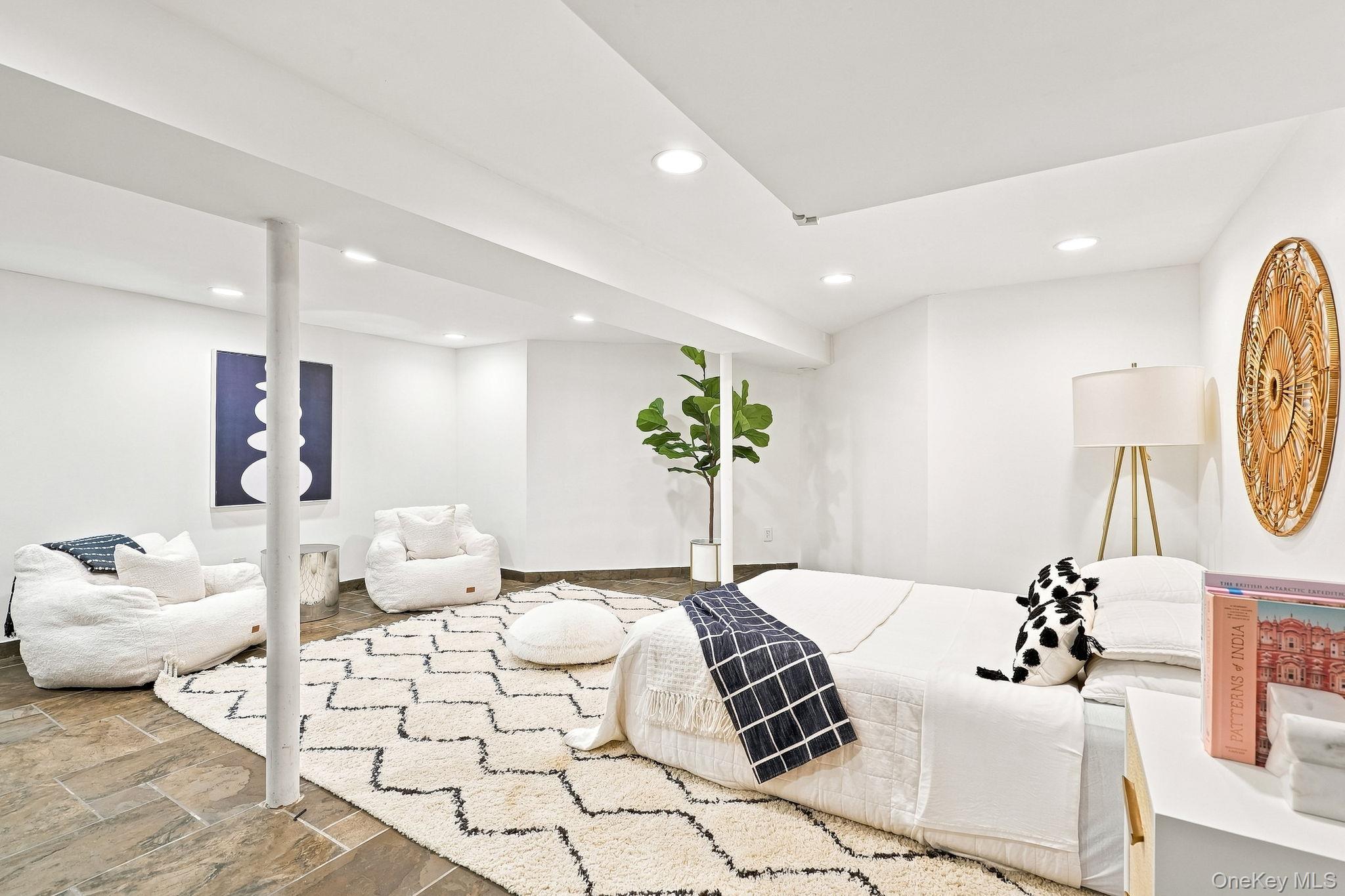 Single Family Scarborough Road  Westchester County, NY 10510, MLS-1039995-29
