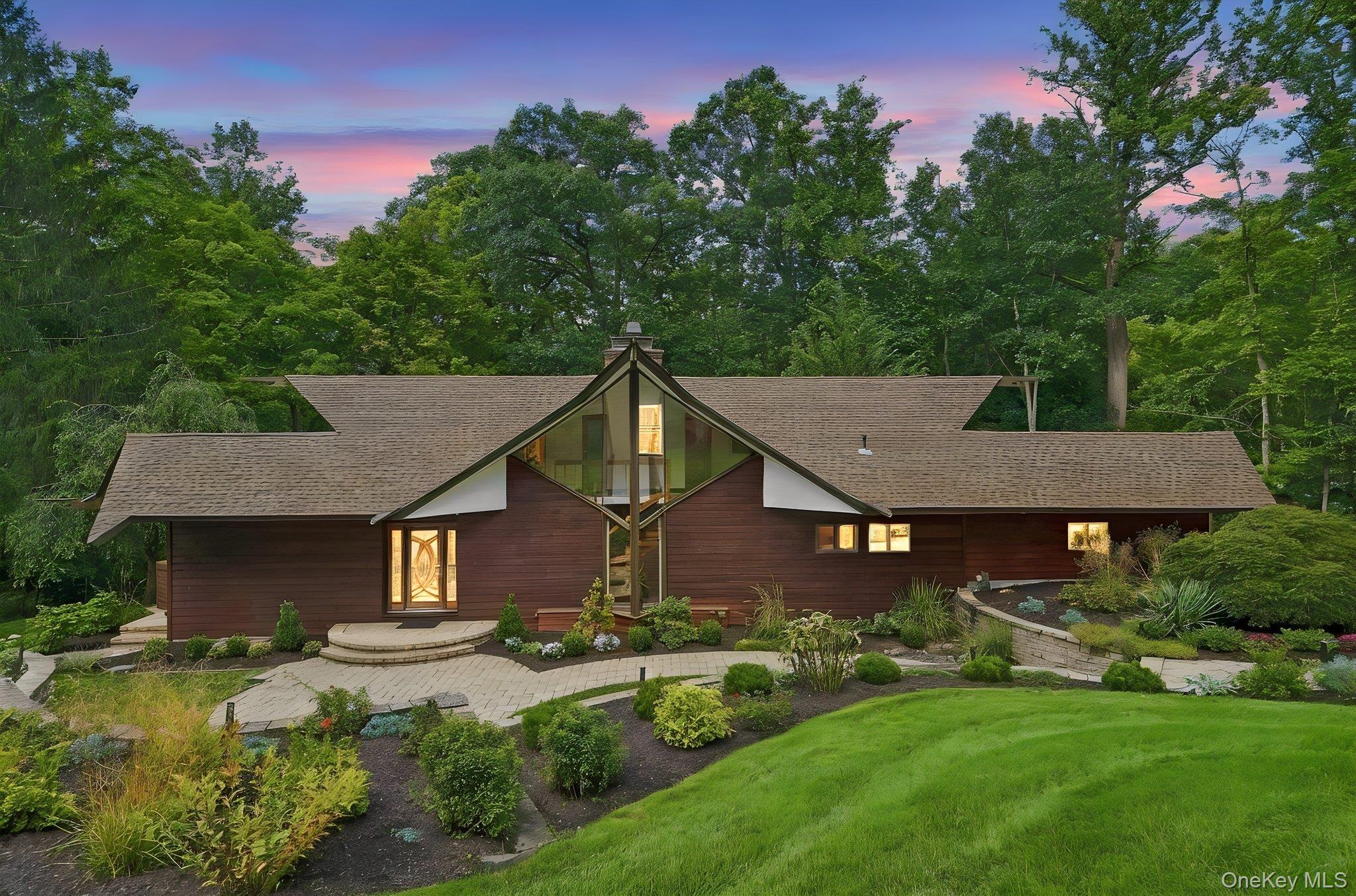 Single Family Scarborough Road  Westchester County, NY 10510, MLS-1039995-39