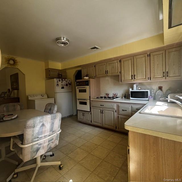 Single Family E Neptune Avenue Suffolk County, NY 11757, MLS-1040005-7