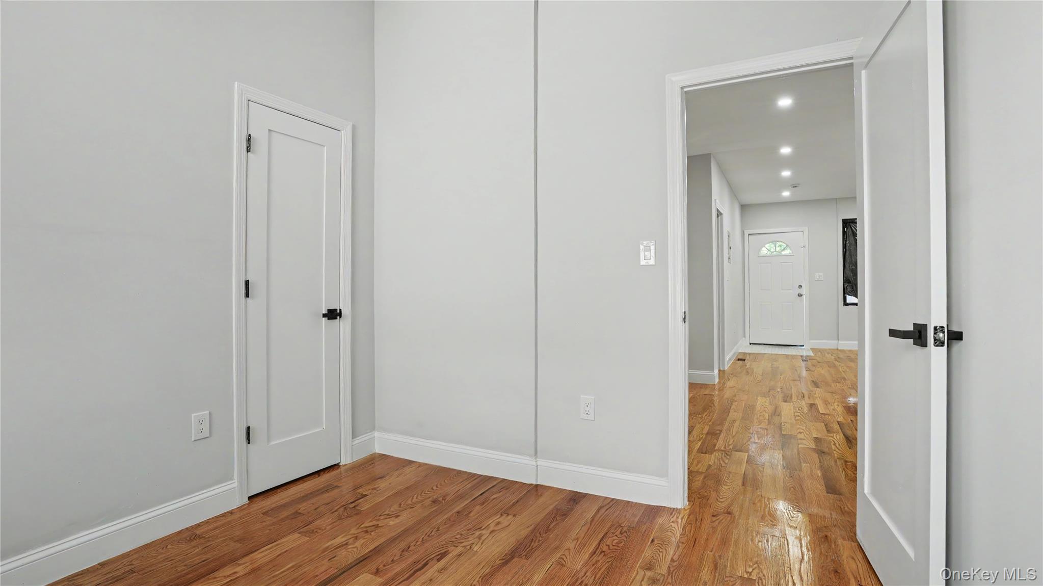 Single Family Hill Street Brooklyn, NY 11208, MLS-1040016-6