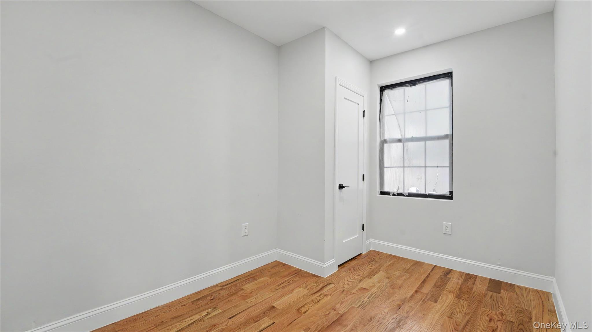Single Family Hill Street Brooklyn, NY 11208, MLS-1040016-9