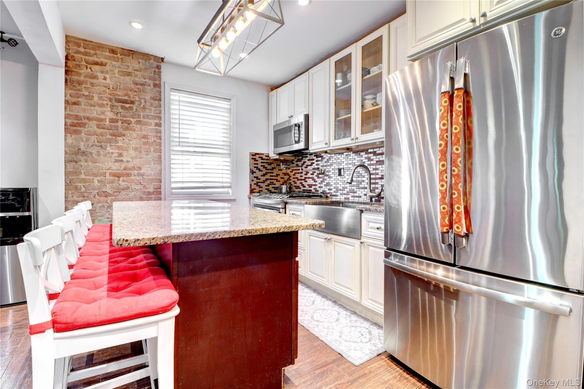 Single Family Cooper Avenue Queens, NY 11385, MLS-1040019-16
