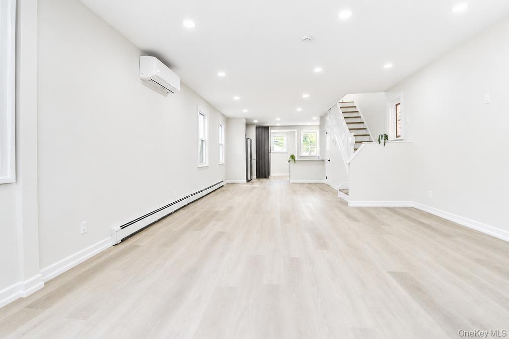 Single Family 80th Avenue  Queens, NY 11385, MLS-1040023-9
