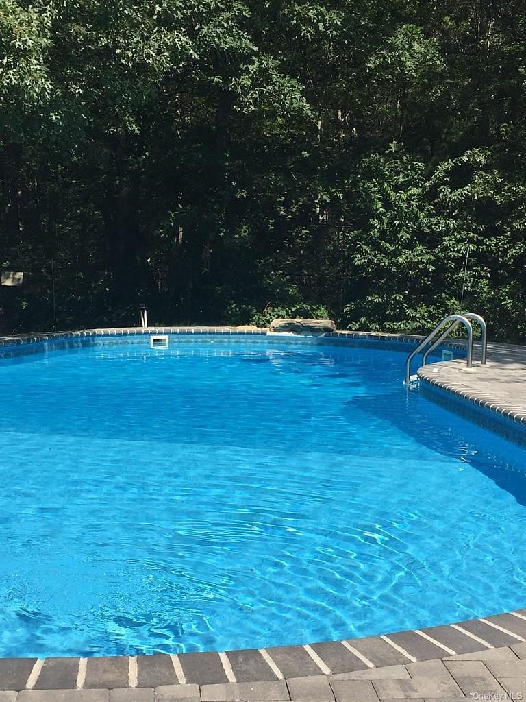 Single Family Greentree Drive Suffolk County, NY 11763, MLS-1040034-29