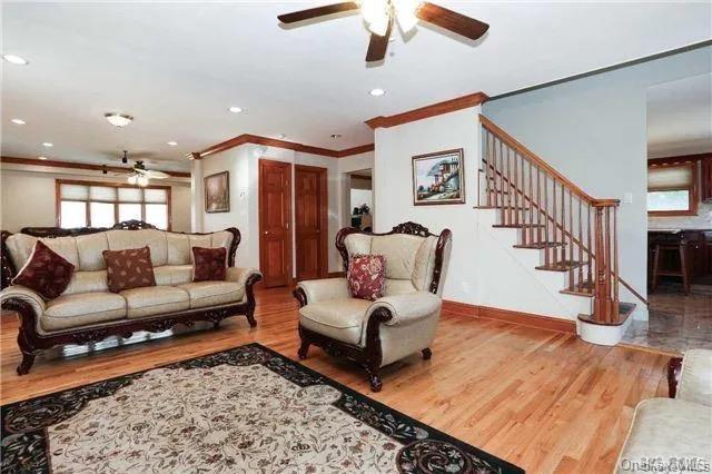 Single Family Baxter Avenue  Nassau County, NY 11040, MLS-1040035-9