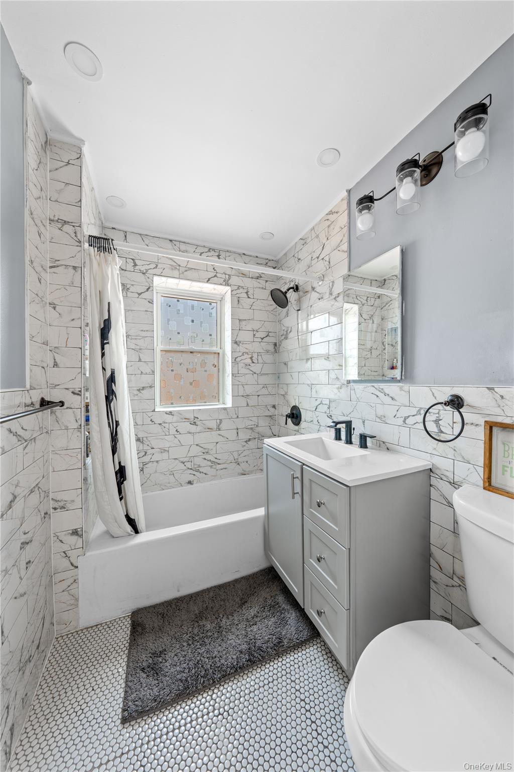 Single Family E 51st Street  Brooklyn, NY 11234, MLS-1040045-5