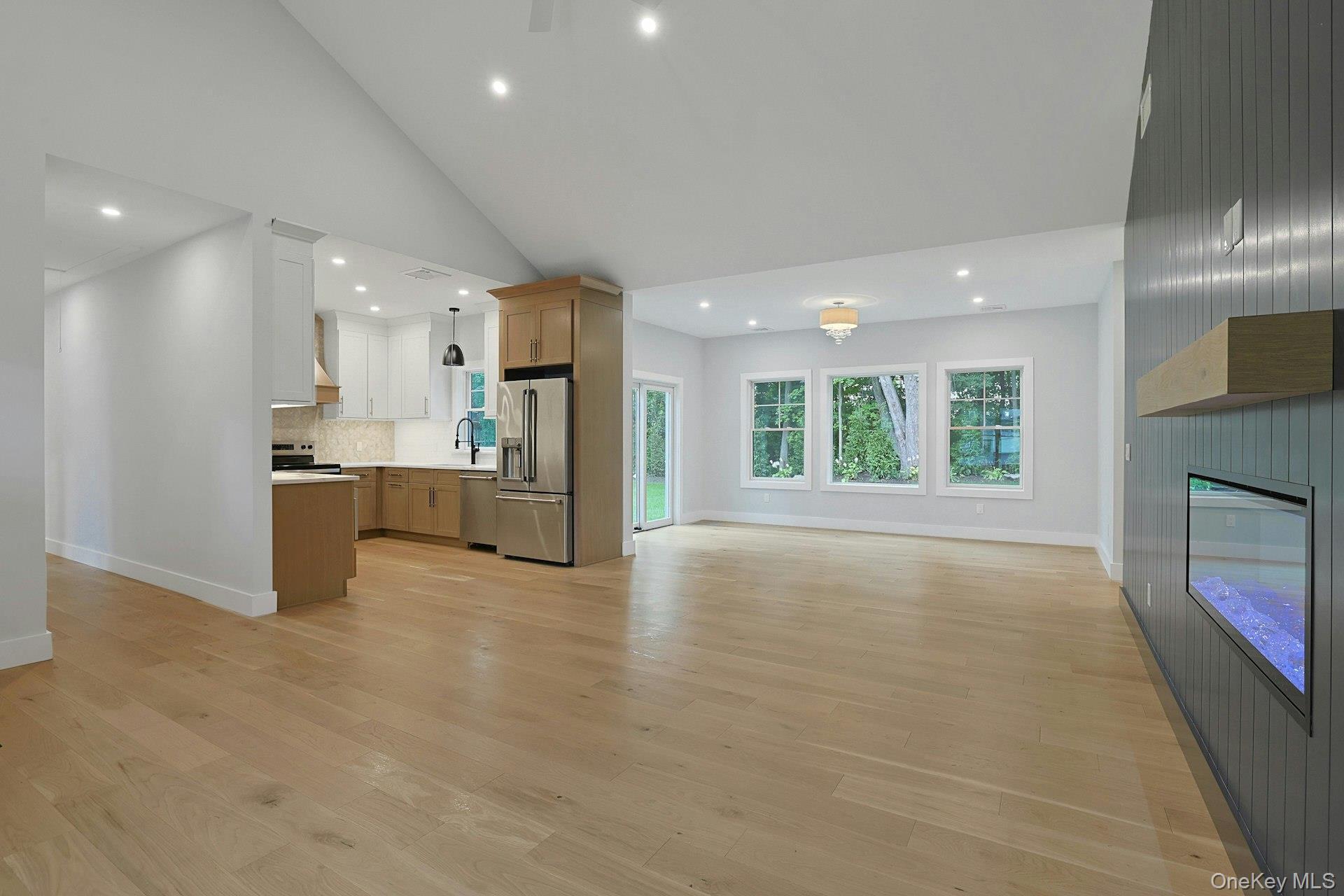 Single Family Hazelton Circle  Westchester County, NY 10510, MLS-1040064-10