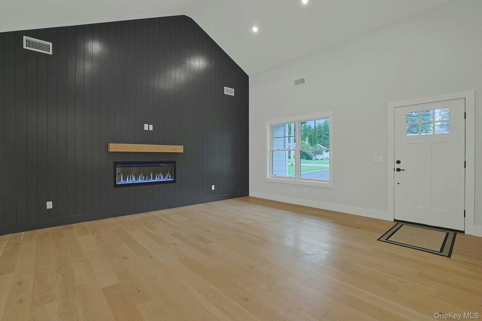 Single Family Hazelton Circle  Westchester County, NY 10510, MLS-1040064-12