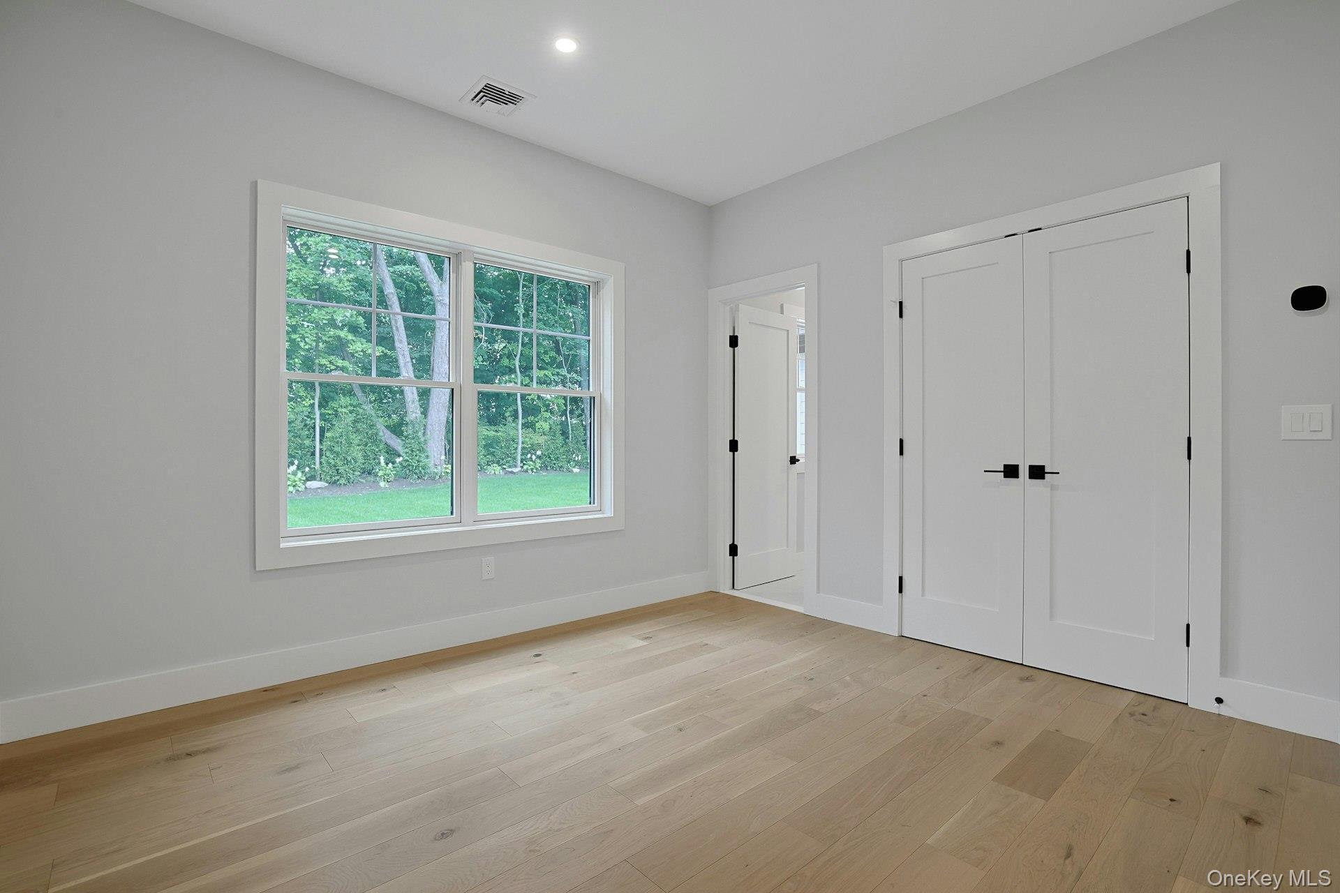 Single Family Hazelton Circle  Westchester County, NY 10510, MLS-1040064-16