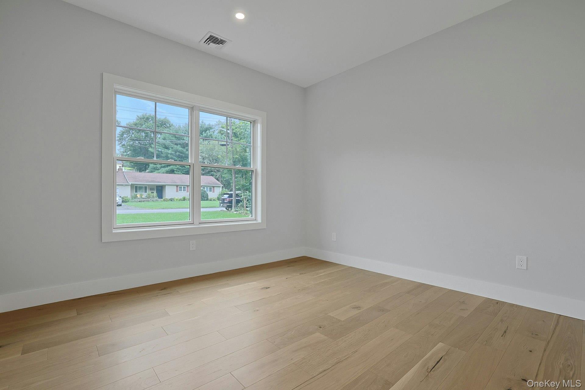 Single Family Hazelton Circle  Westchester County, NY 10510, MLS-1040064-22