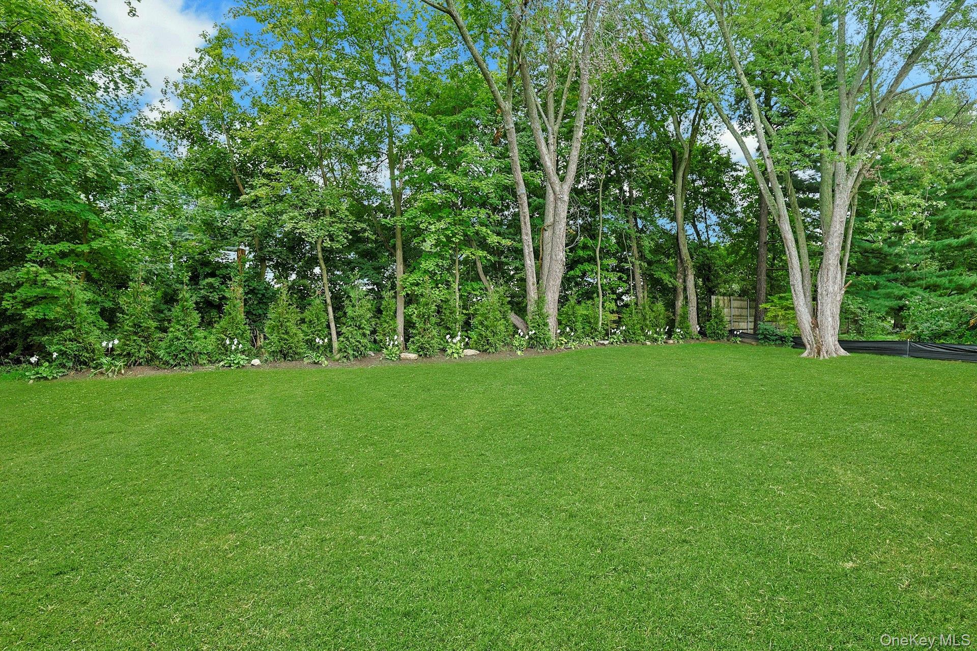 Single Family Hazelton Circle  Westchester County, NY 10510, MLS-1040064-25