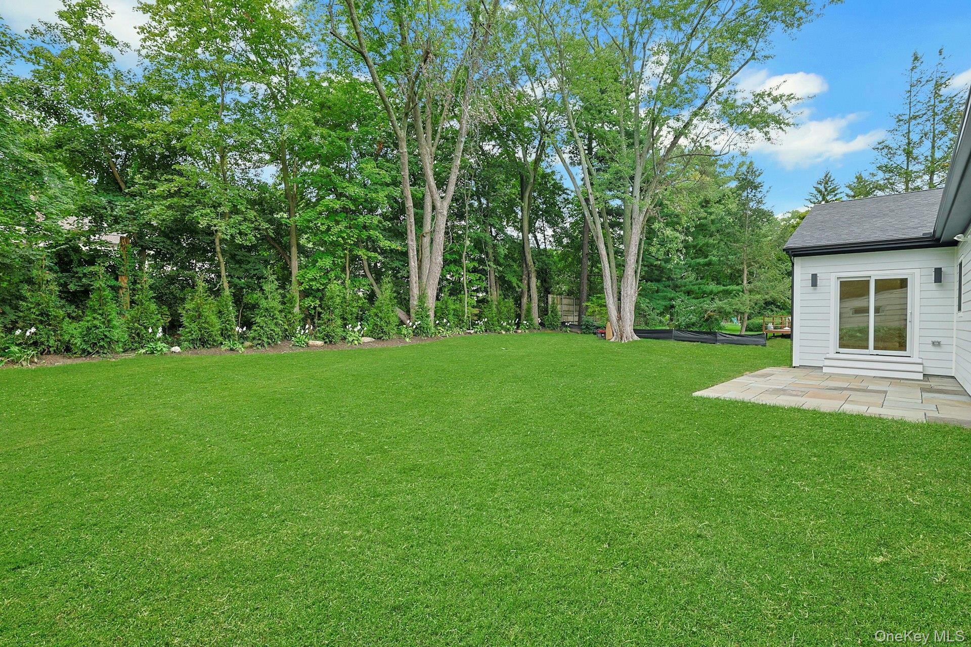 Single Family Hazelton Circle  Westchester County, NY 10510, MLS-1040064-27