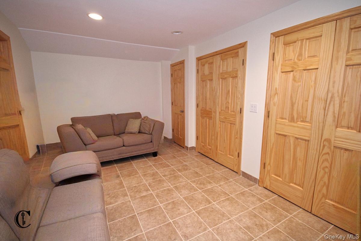 Single Family E 74 Street Brooklyn, NY 11234, MLS-1040066-18