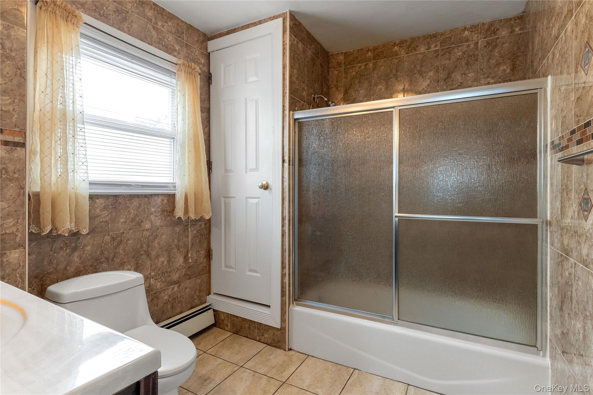 Single Family 216th Street Queens, NY 11427, MLS-1040103-9