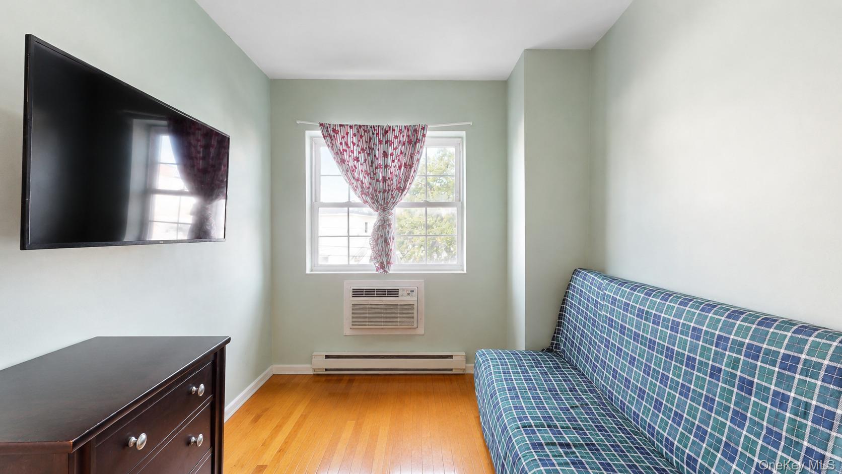 Single Family 109th Street Queens, NY 11368, MLS-1040111-34