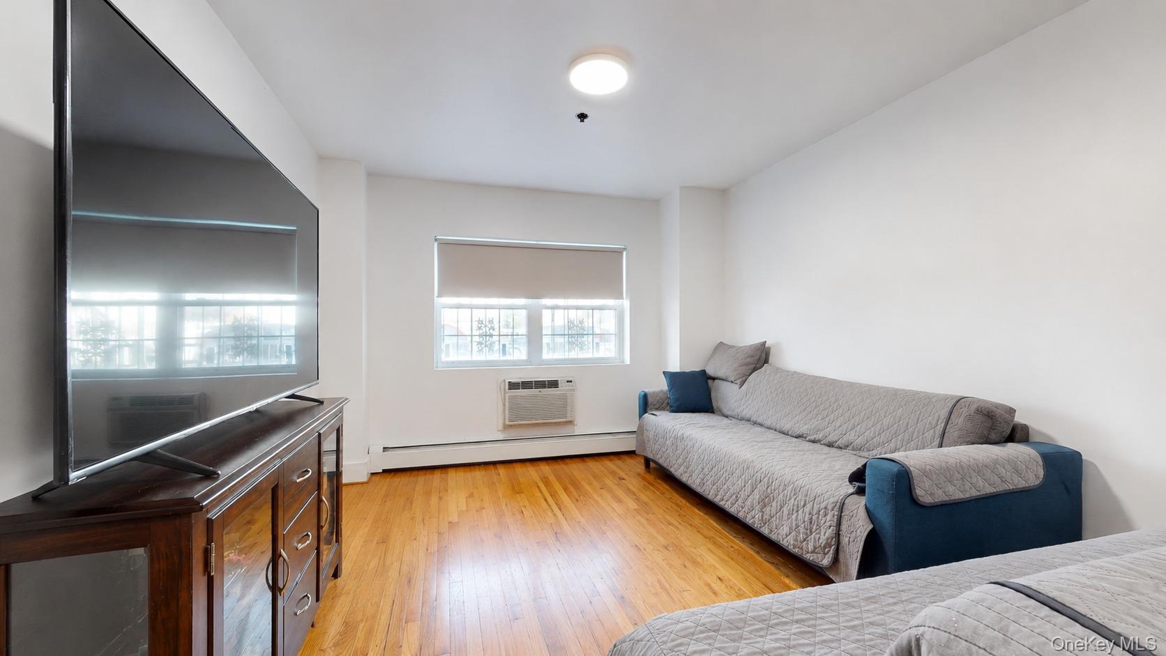 Single Family 109th Street Queens, NY 11368, MLS-1040111-4