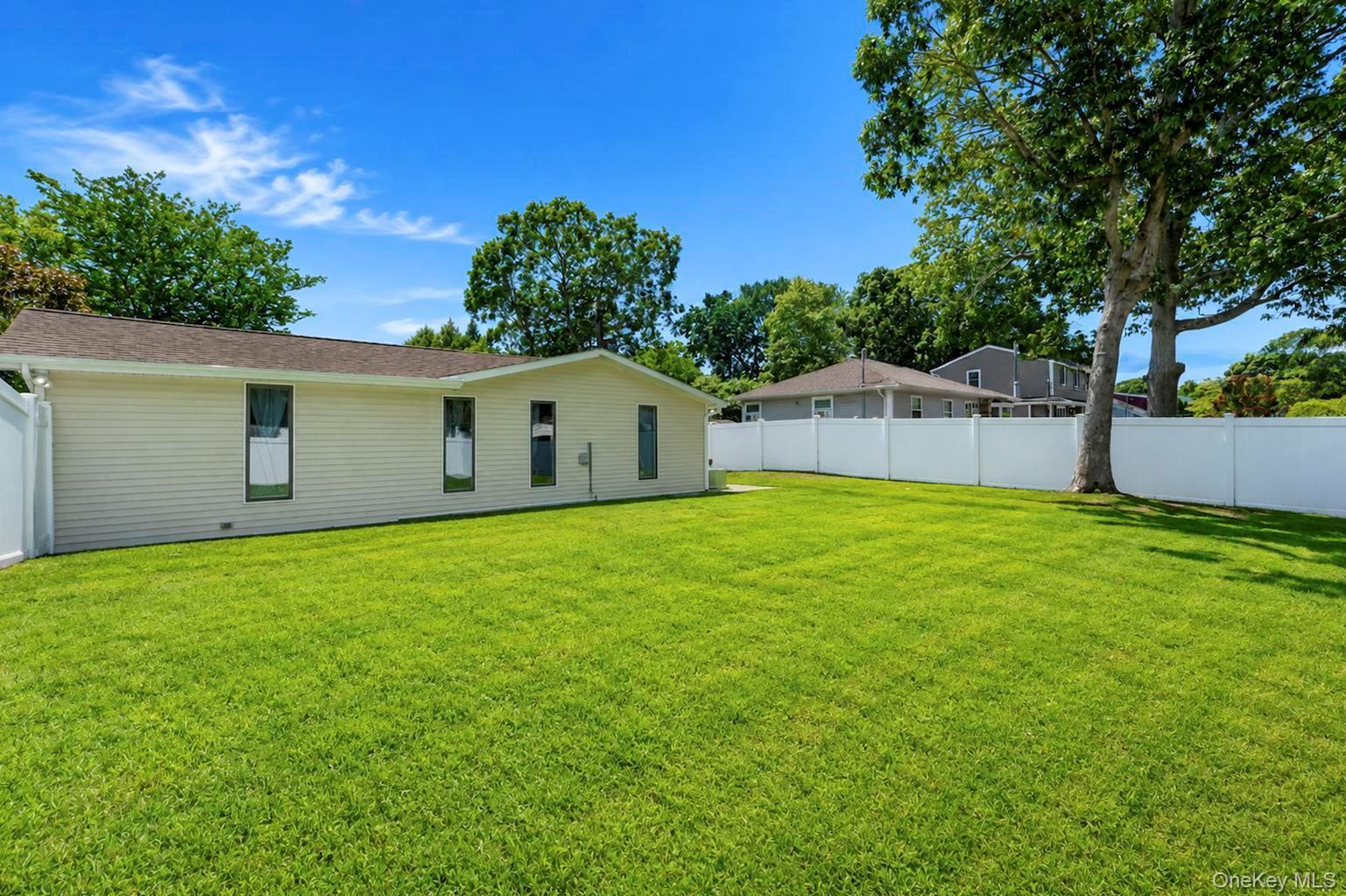 Single Family Helene Drive  Suffolk County, NY 11967, MLS-1040118-21