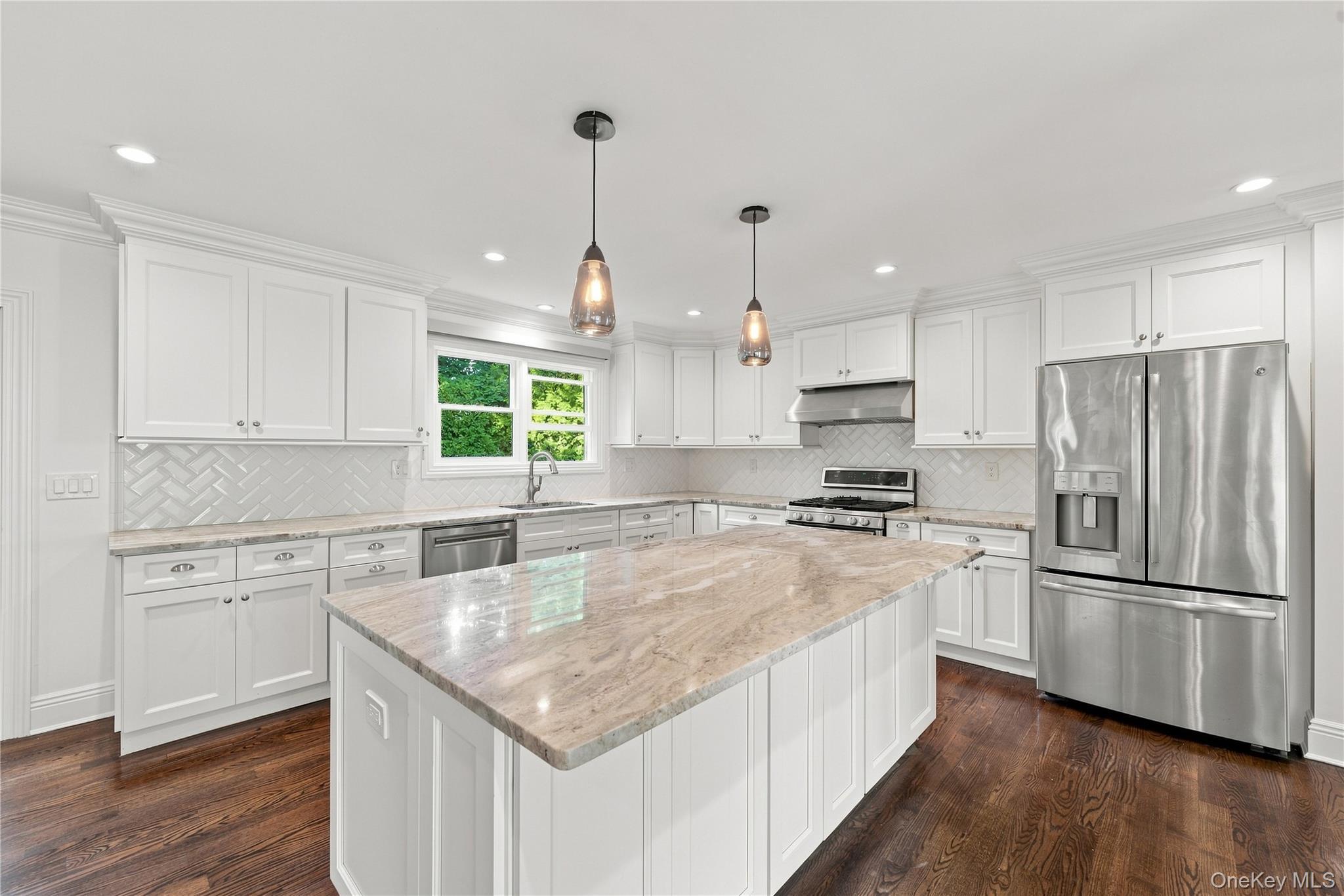 Single Family Forest Drive  Nassau County, NY 11753, MLS-1040122-7