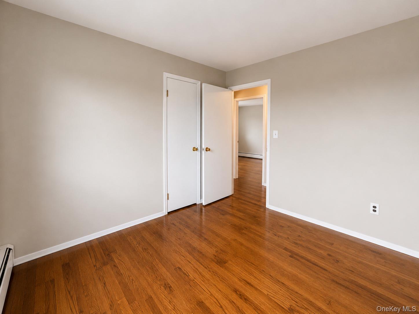Single Family W Lake Drive Suffolk County, NY 11757, MLS-1040125-10