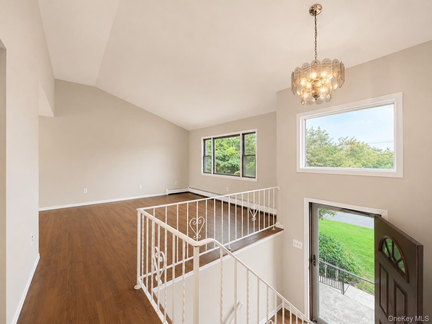 Single Family W Lake Drive Suffolk County, NY 11757, MLS-1040125-21