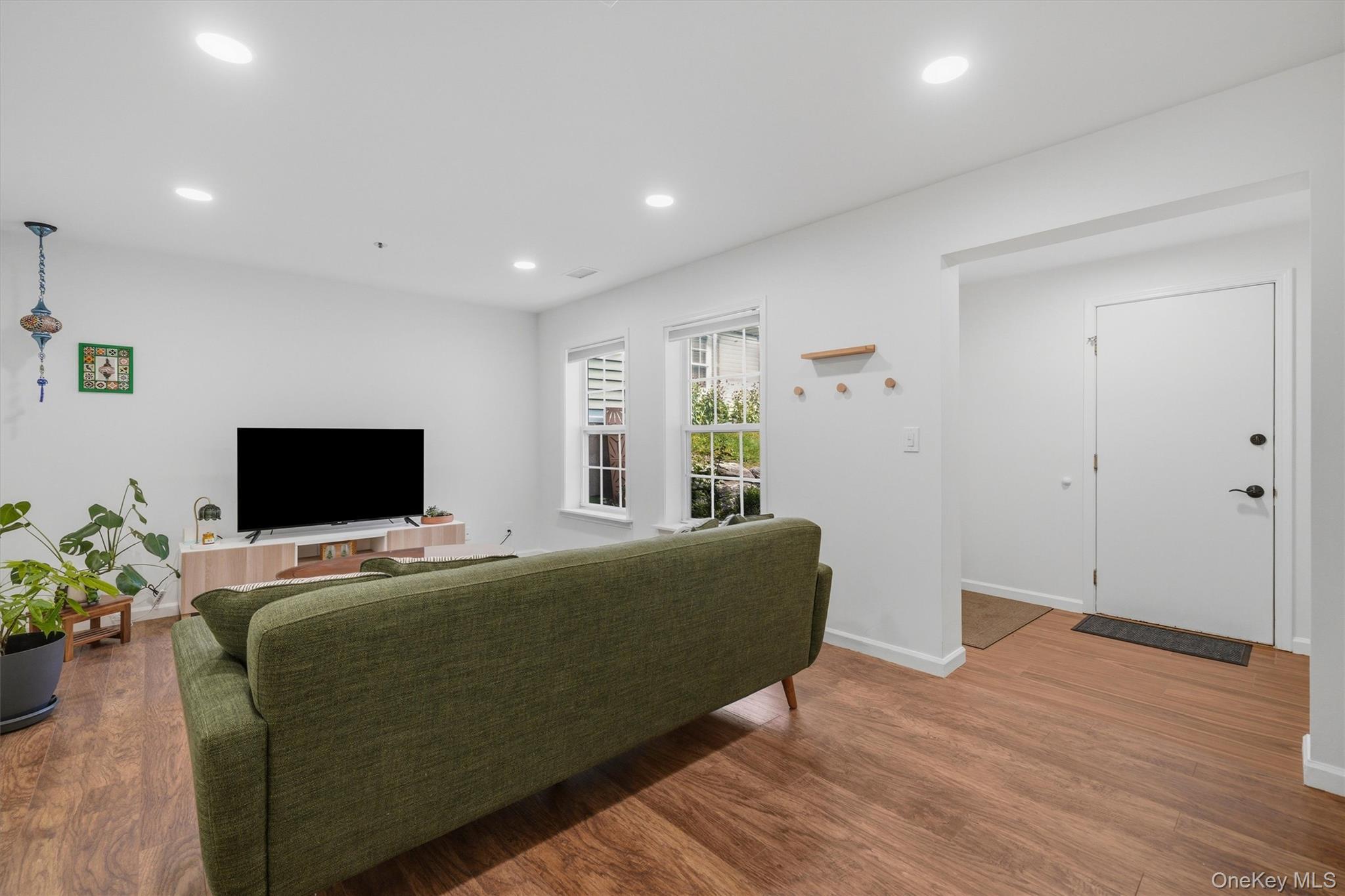 Single Family Watch Hill Drive  Westchester County, NY 10591, MLS-1040128-7