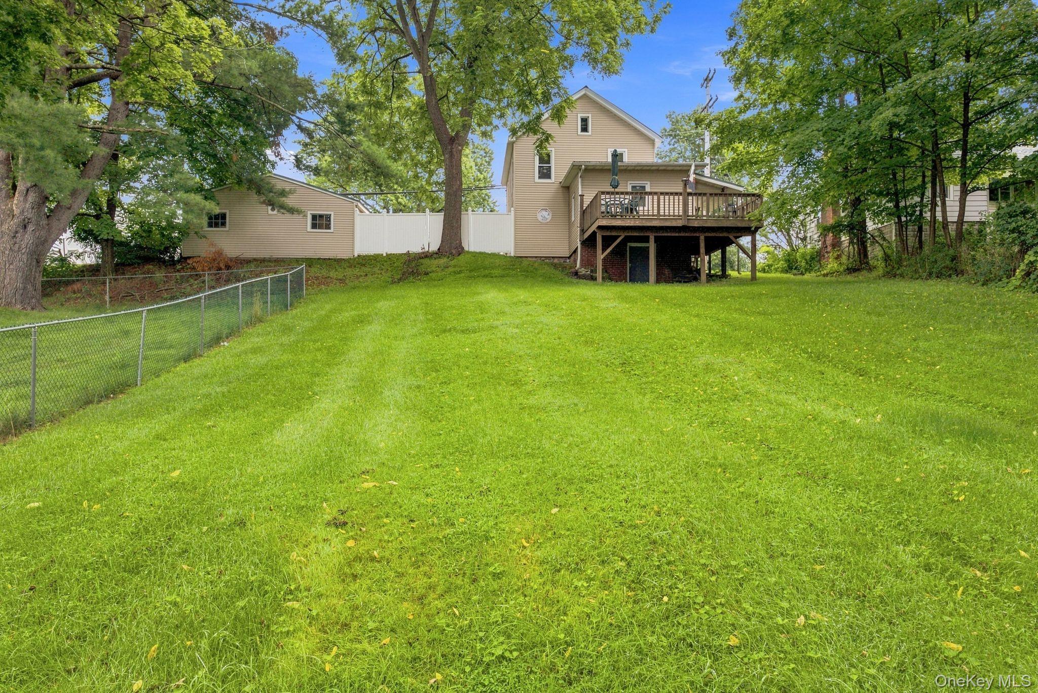 Single Family Broadway  Ulster County, NY 12487, MLS-1040145-38