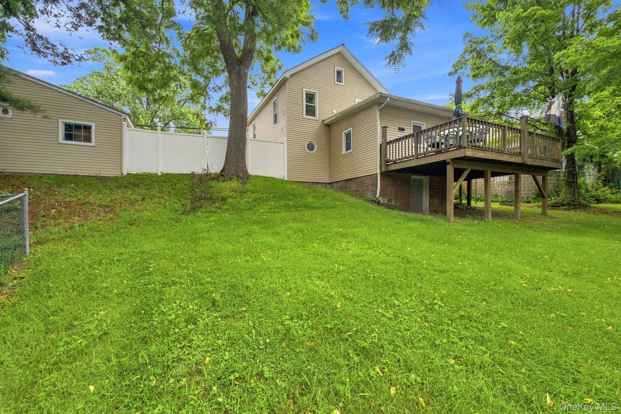 Single Family Broadway  Ulster County, NY 12487, MLS-1040145-40