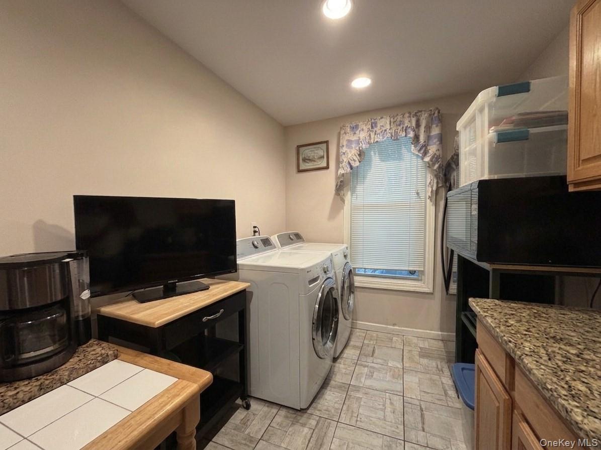 Single Family 90th Street  Queens, NY 11421, MLS-1040149-8