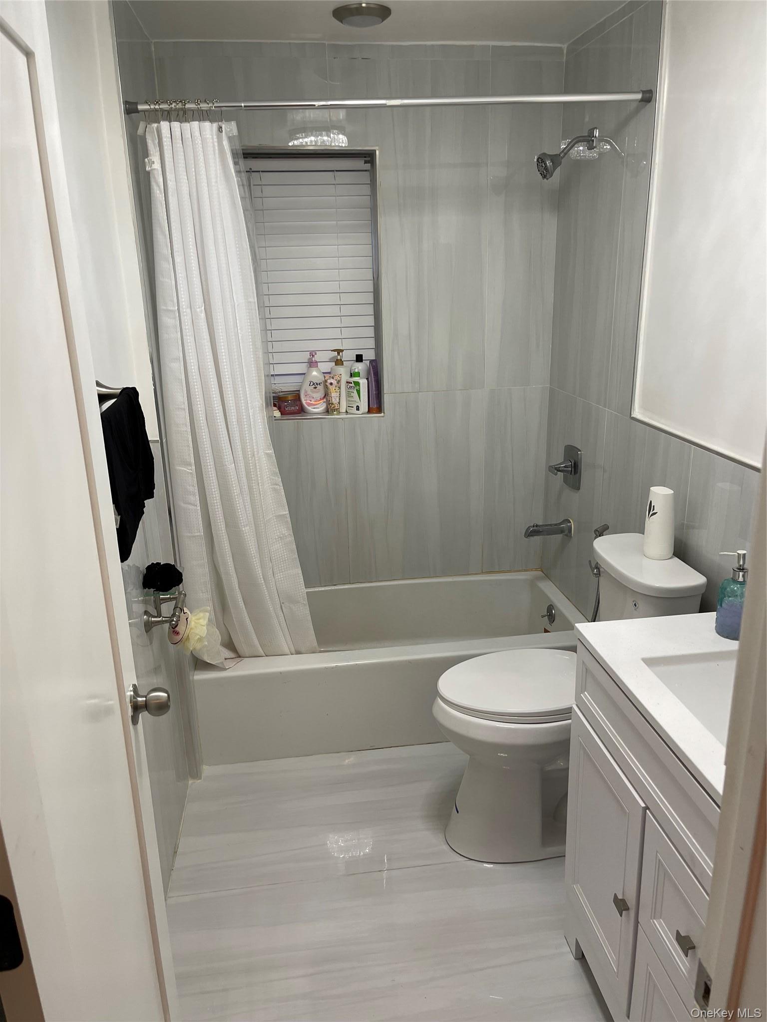 Single Family 146th Street  Queens, NY 11436, MLS-1040179-9