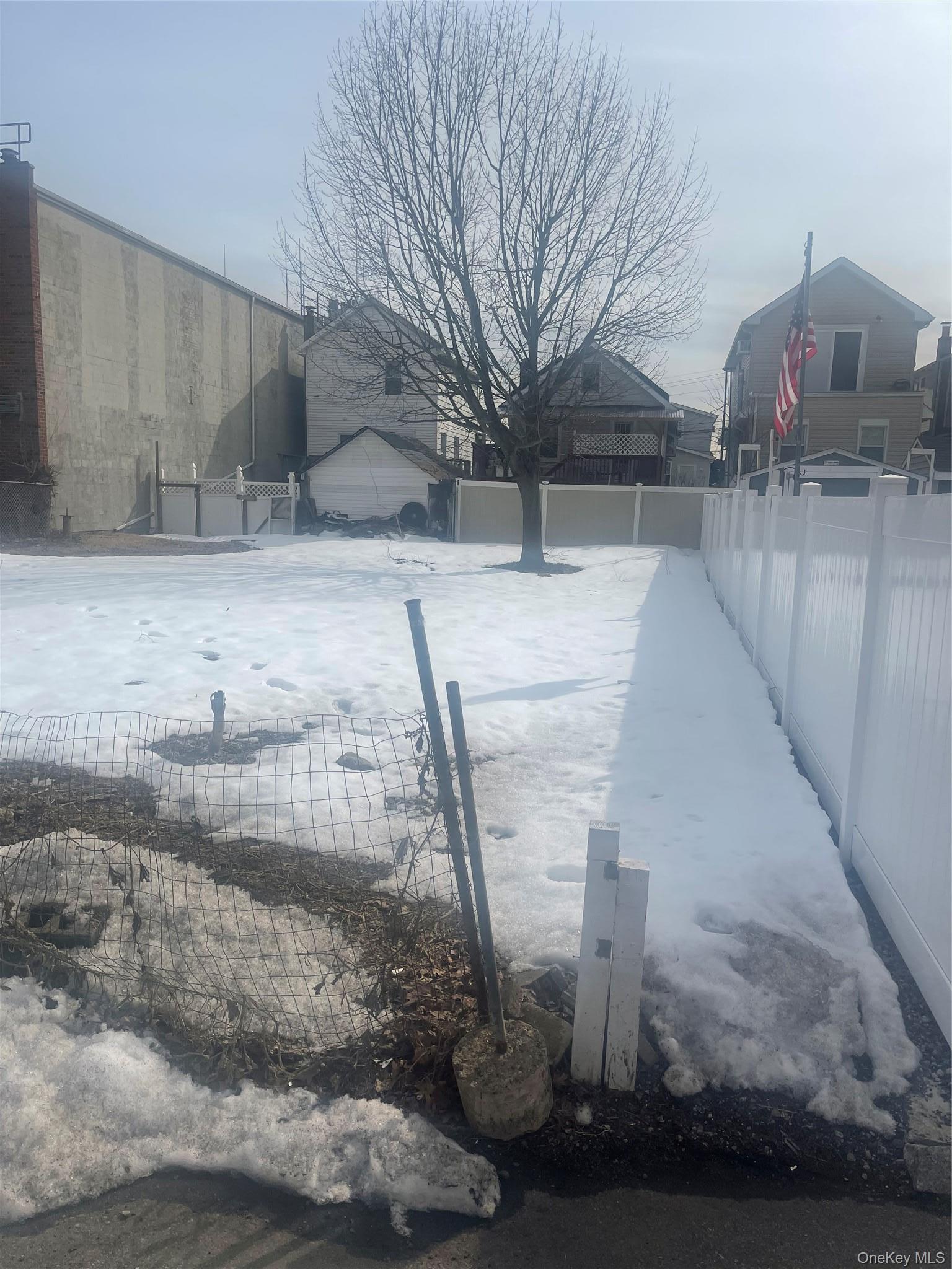Land Rau Court  Queens, NY 11414, MLS-1040180-6